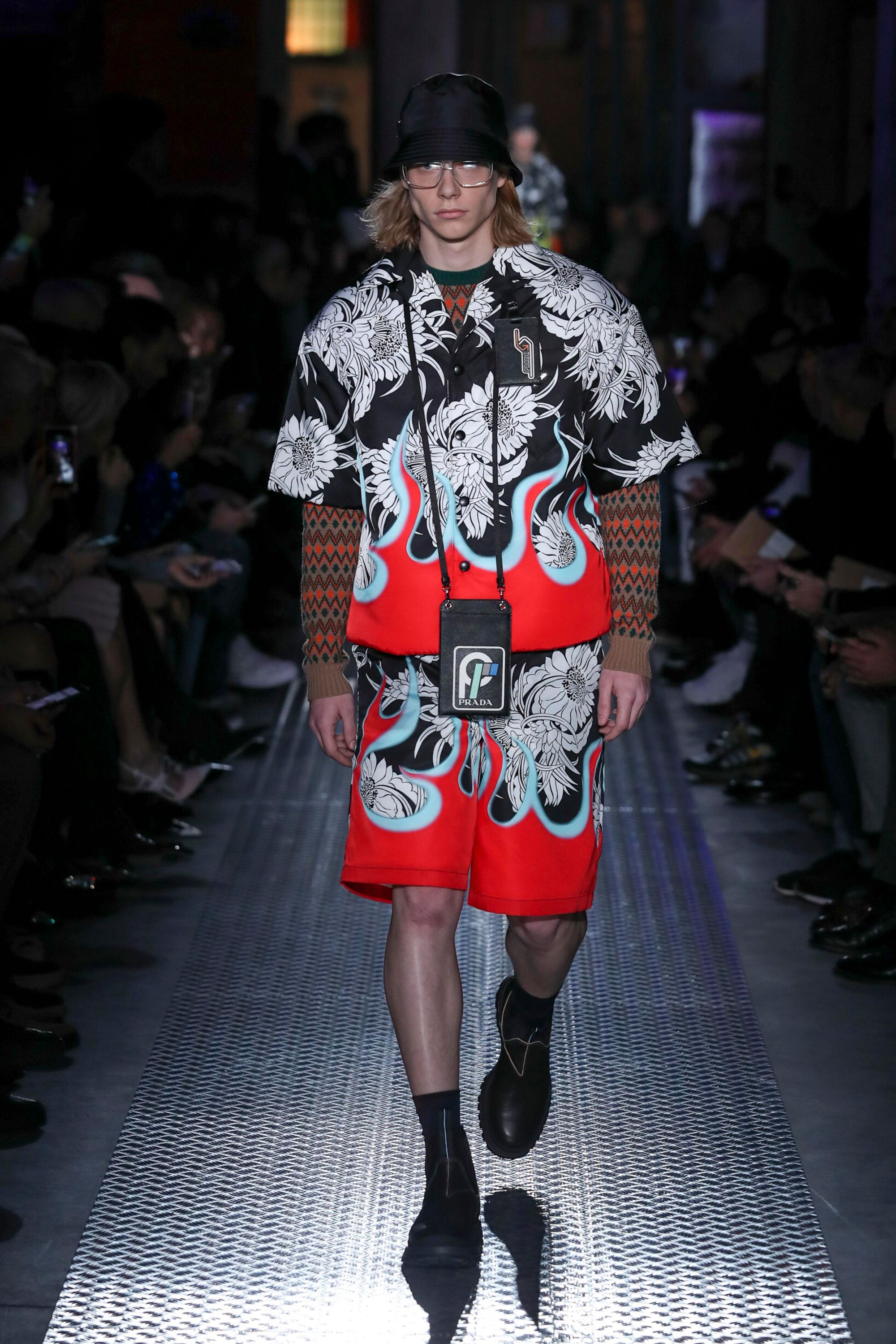 Prada Fall 2018 Runway - theFashionSpot