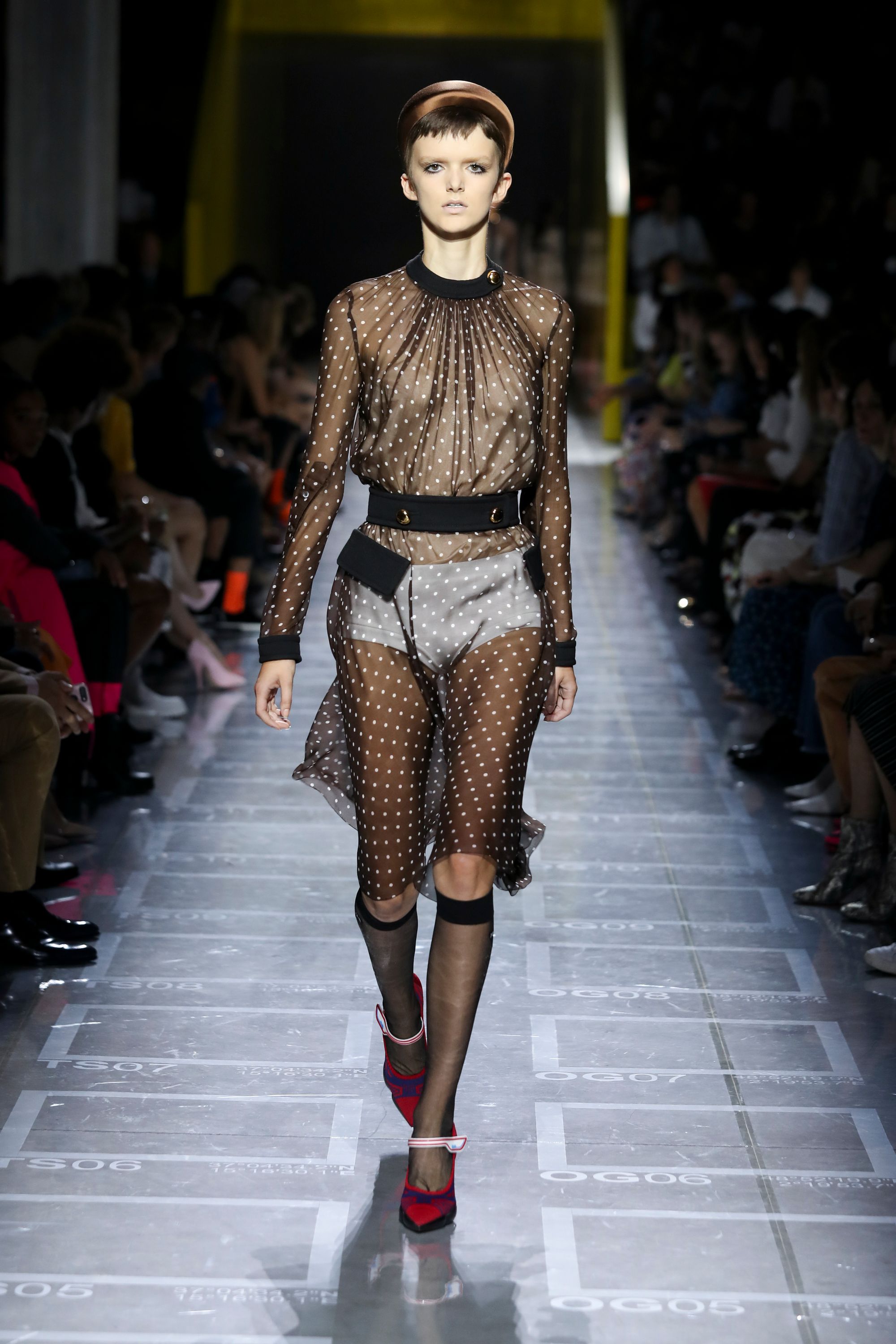 John Galliano S/S19 womenswear #32 - Tagwalk: The Fashion Search