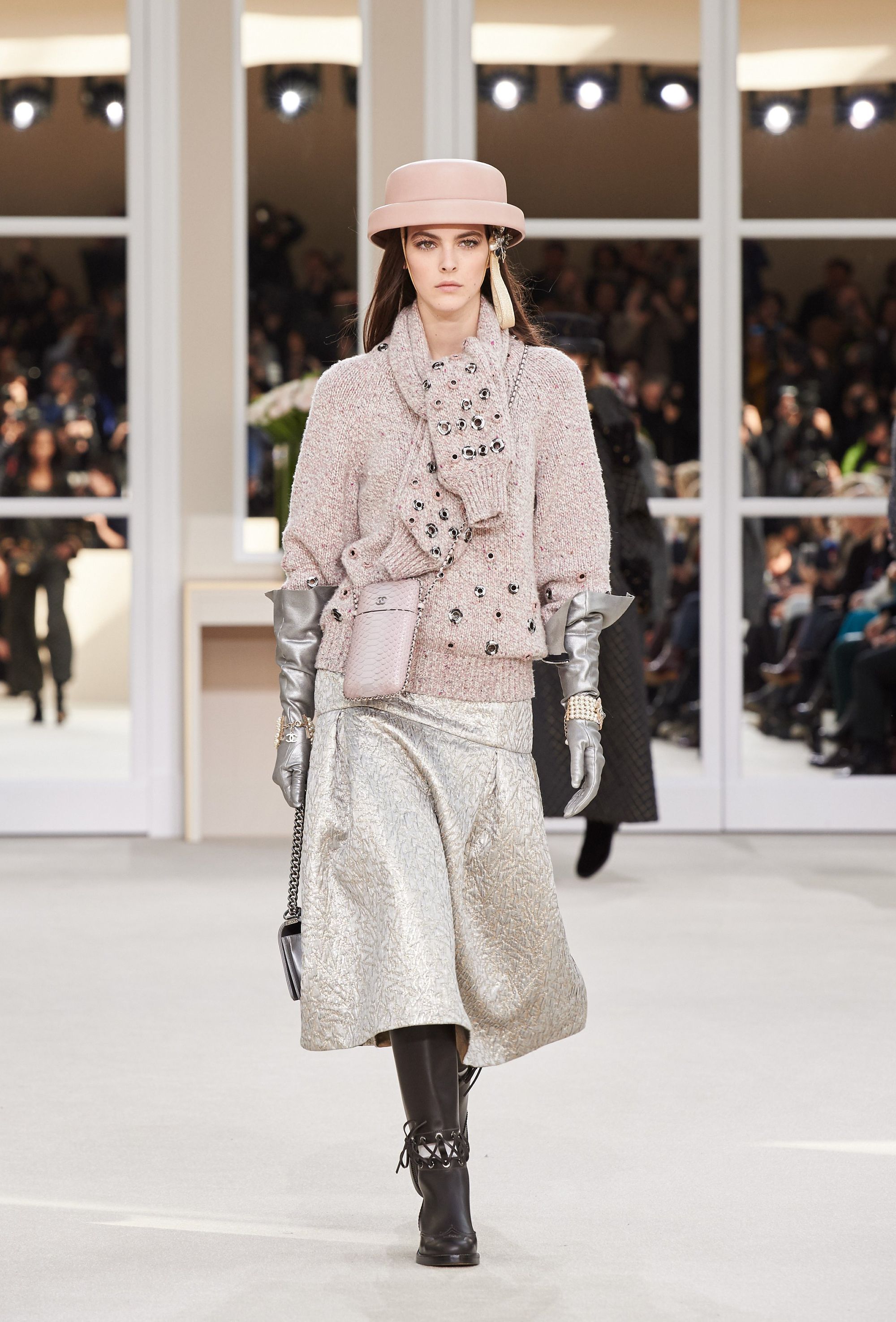 Chanel F/W 16 womenswear #36 - Tagwalk: The Fashion Search Engine