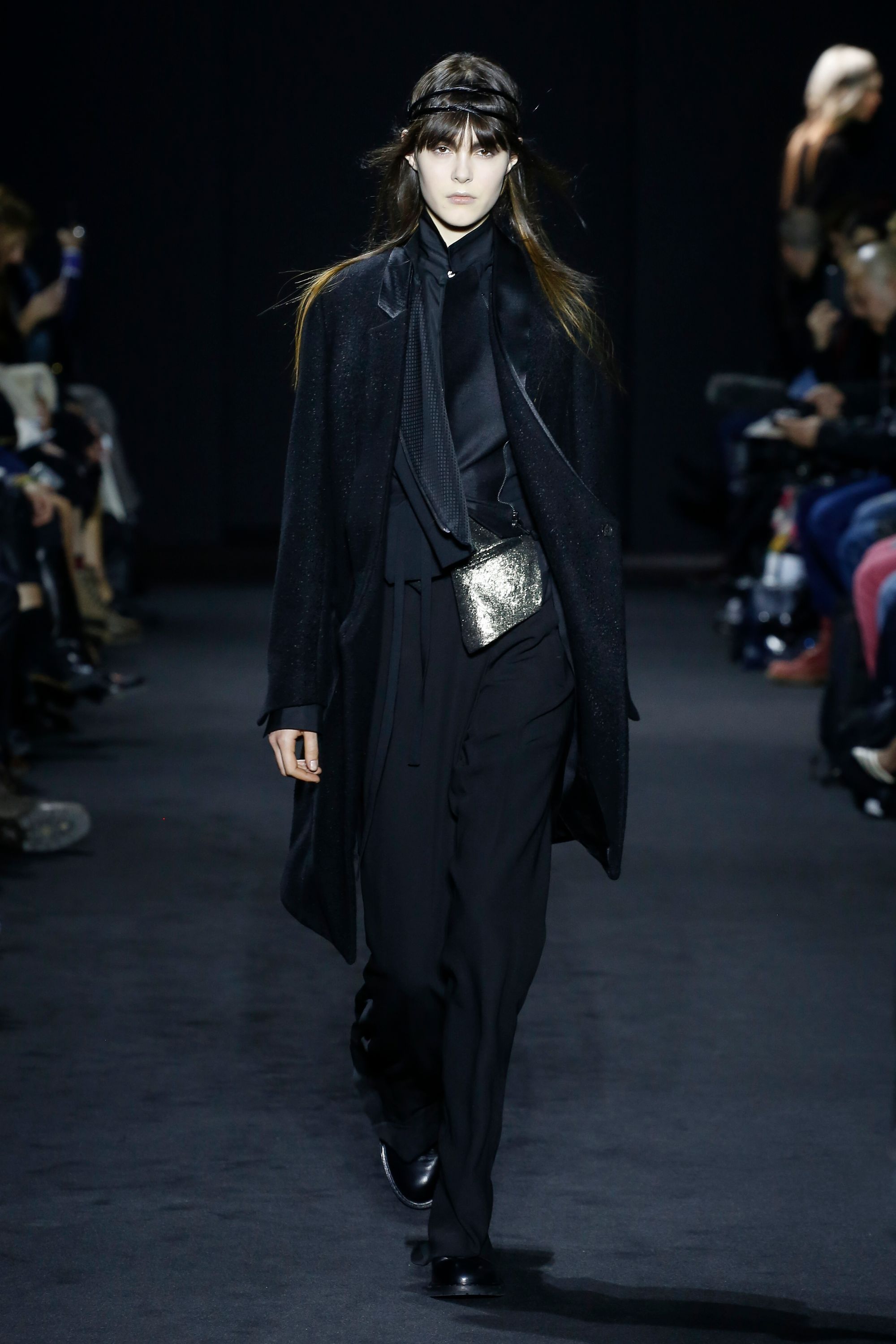 Ann Demeulemeester FW16 womenswear #25 - Tagwalk: The Fashion