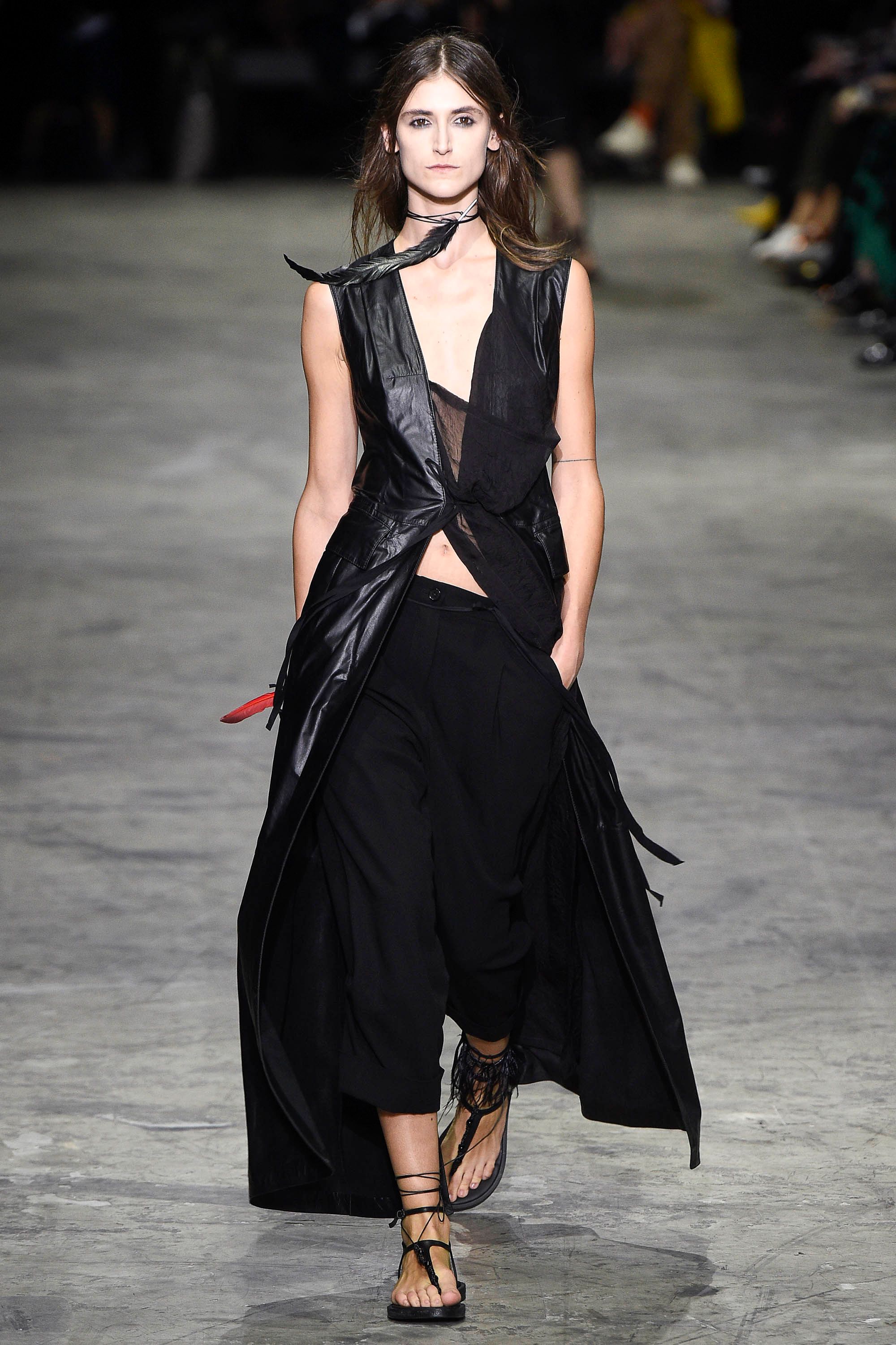 Ann Demeulemeester SS18 womenswear #26 - Tagwalk: The Fashion
