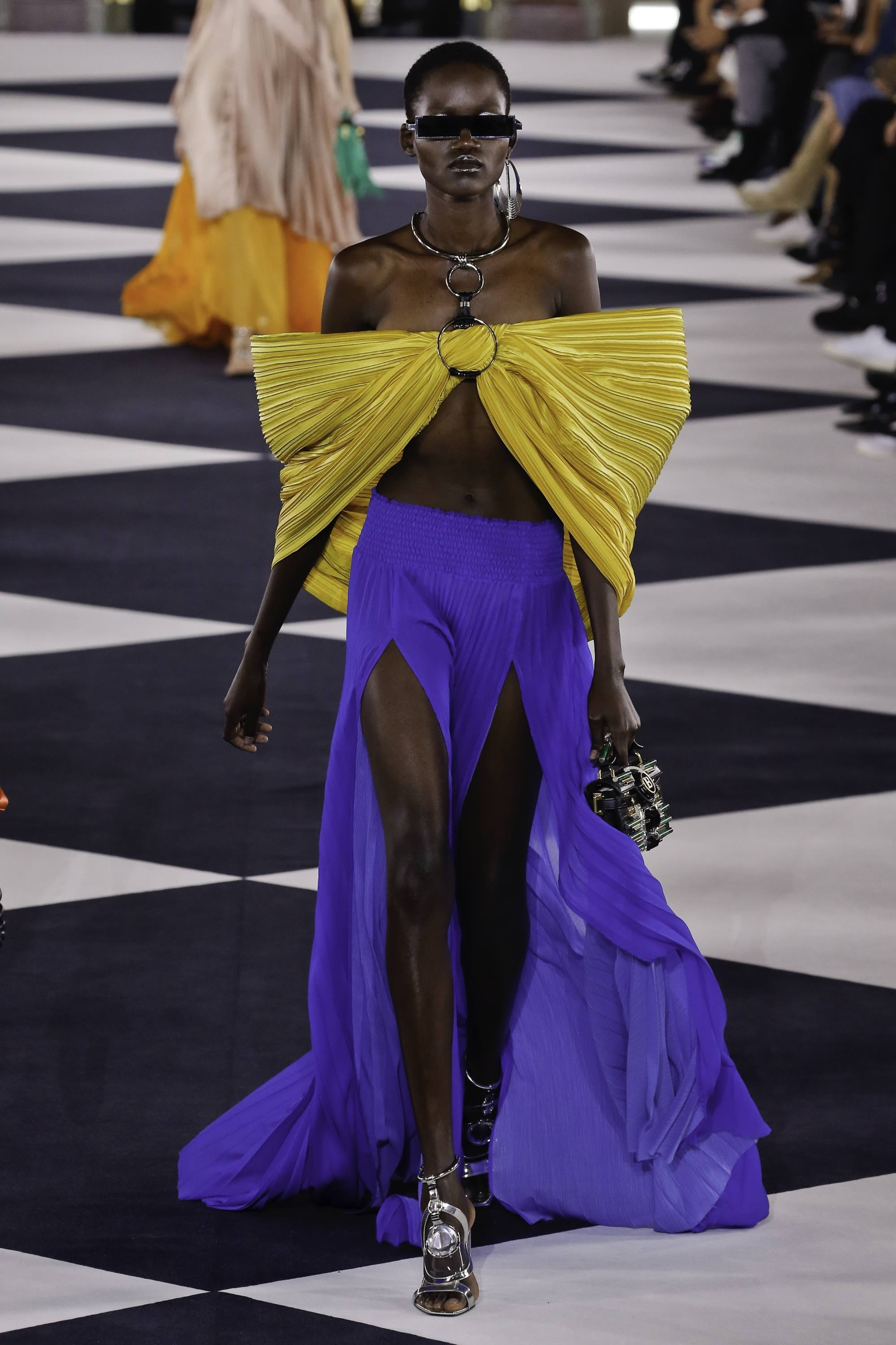 balmain-ss20-0060-0f12a1.jpg