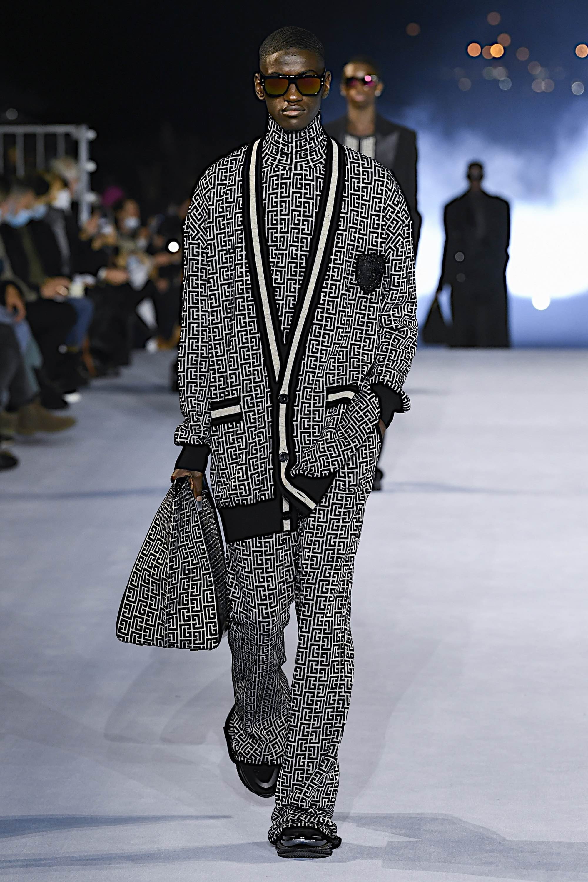 balmain-ss21-0059-d25a89.jpg