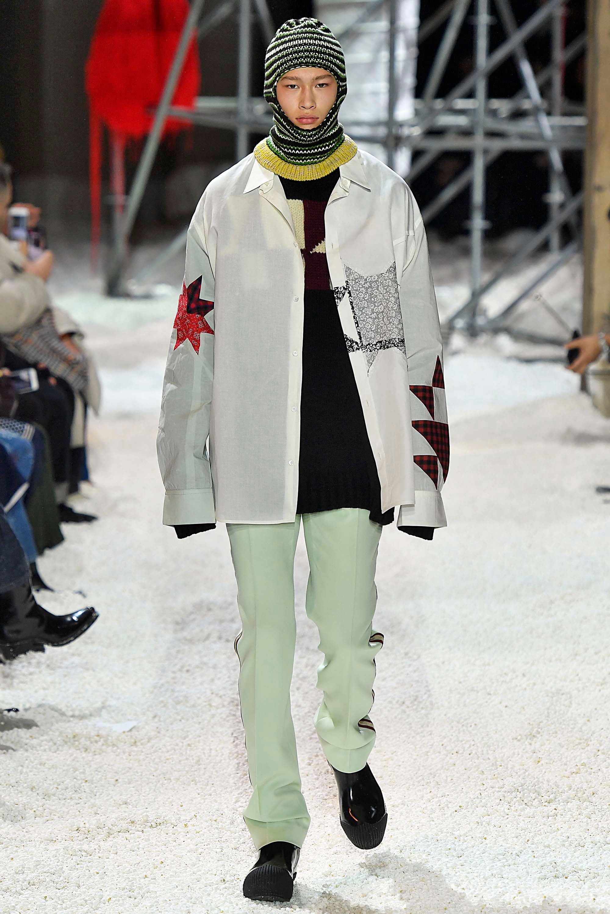 Calvin Klein 205W39NYC F/W 18 menswear #31 - The Fashion Search Engine -  TAGWALK