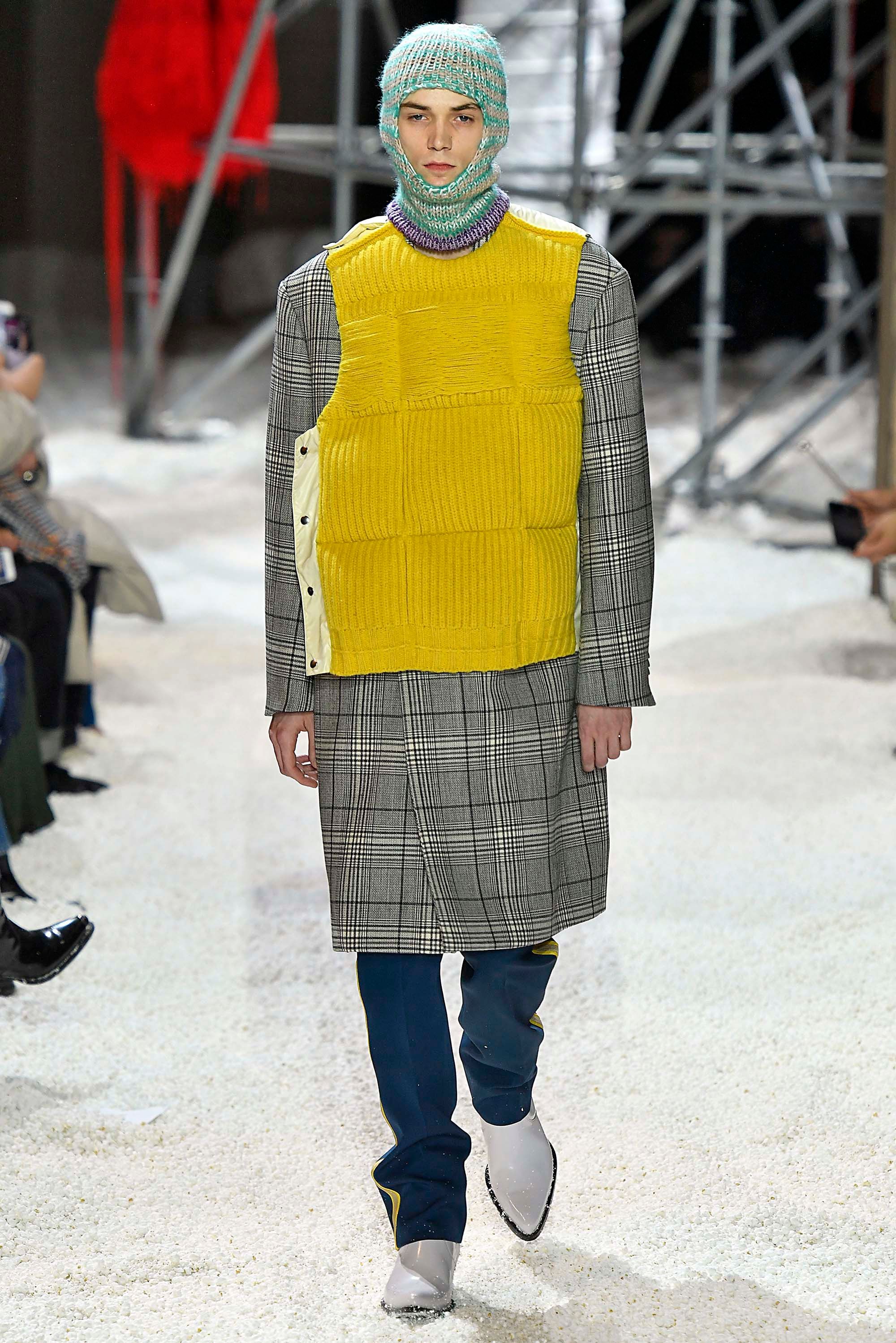 Calvin Klein 205W39NYC F/W 18 menswear #38 - Tagwalk: The Fashion Search  Engine