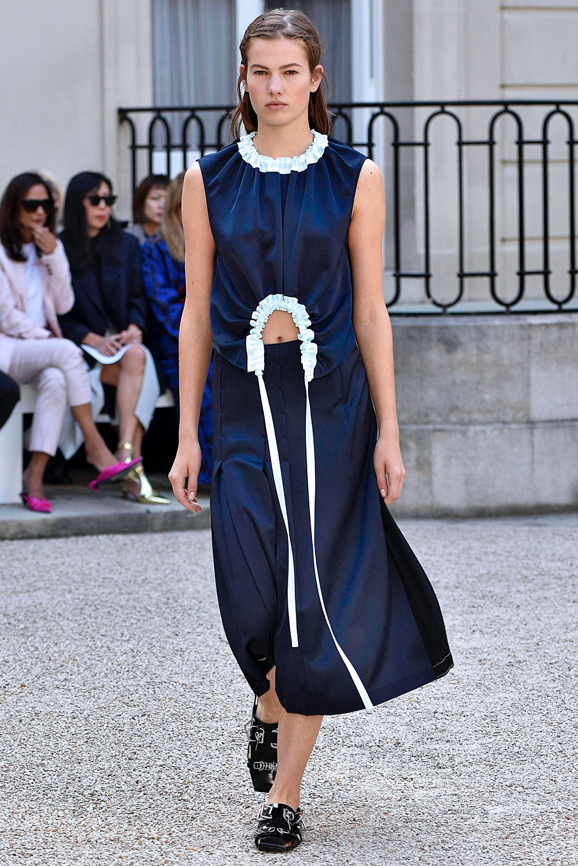 Cédric Charlier SS19 womenswear #27 - Tagwalk: The Fashion