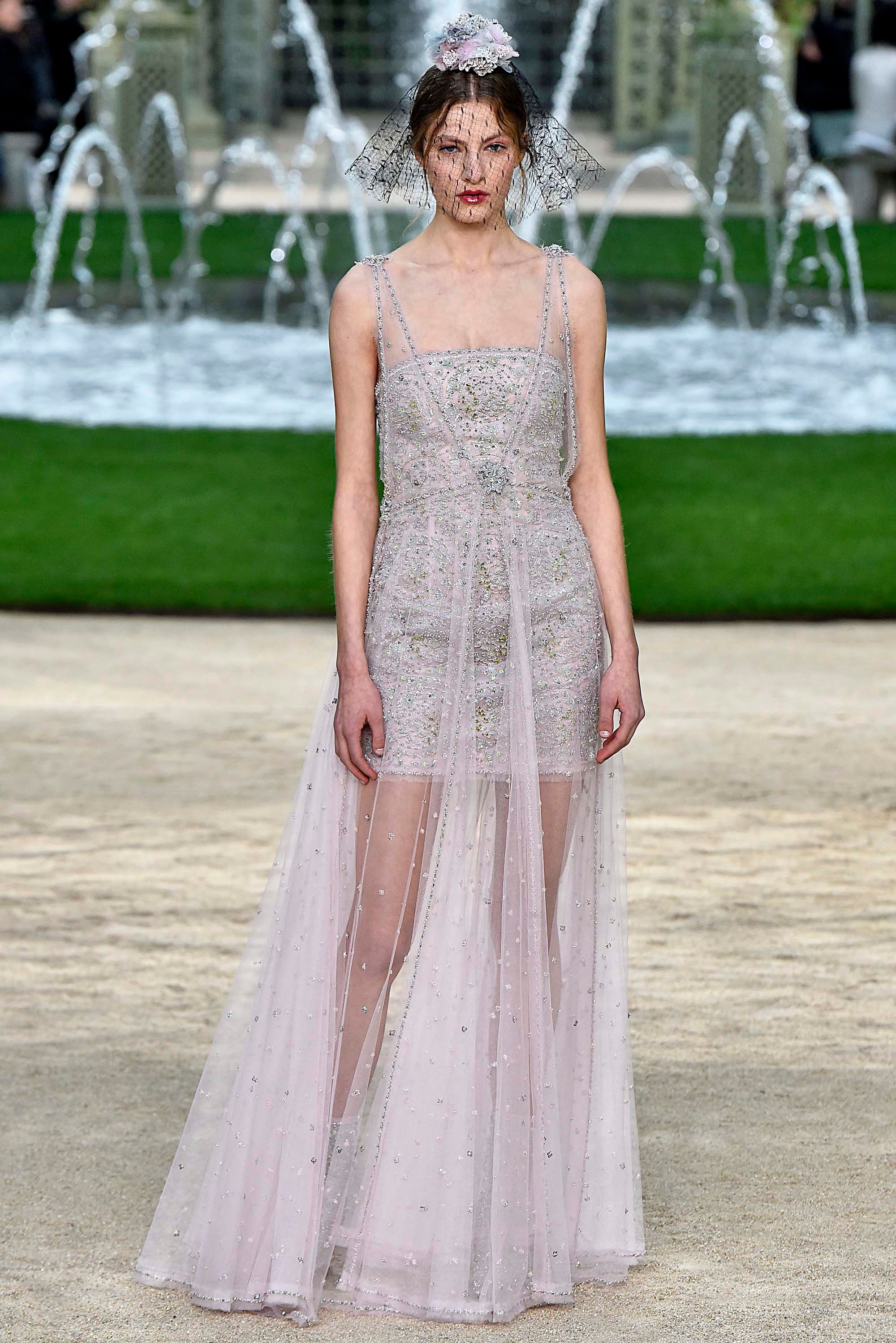 Chanel S/S 18 couture #67 - Tagwalk: The Fashion Search Engine