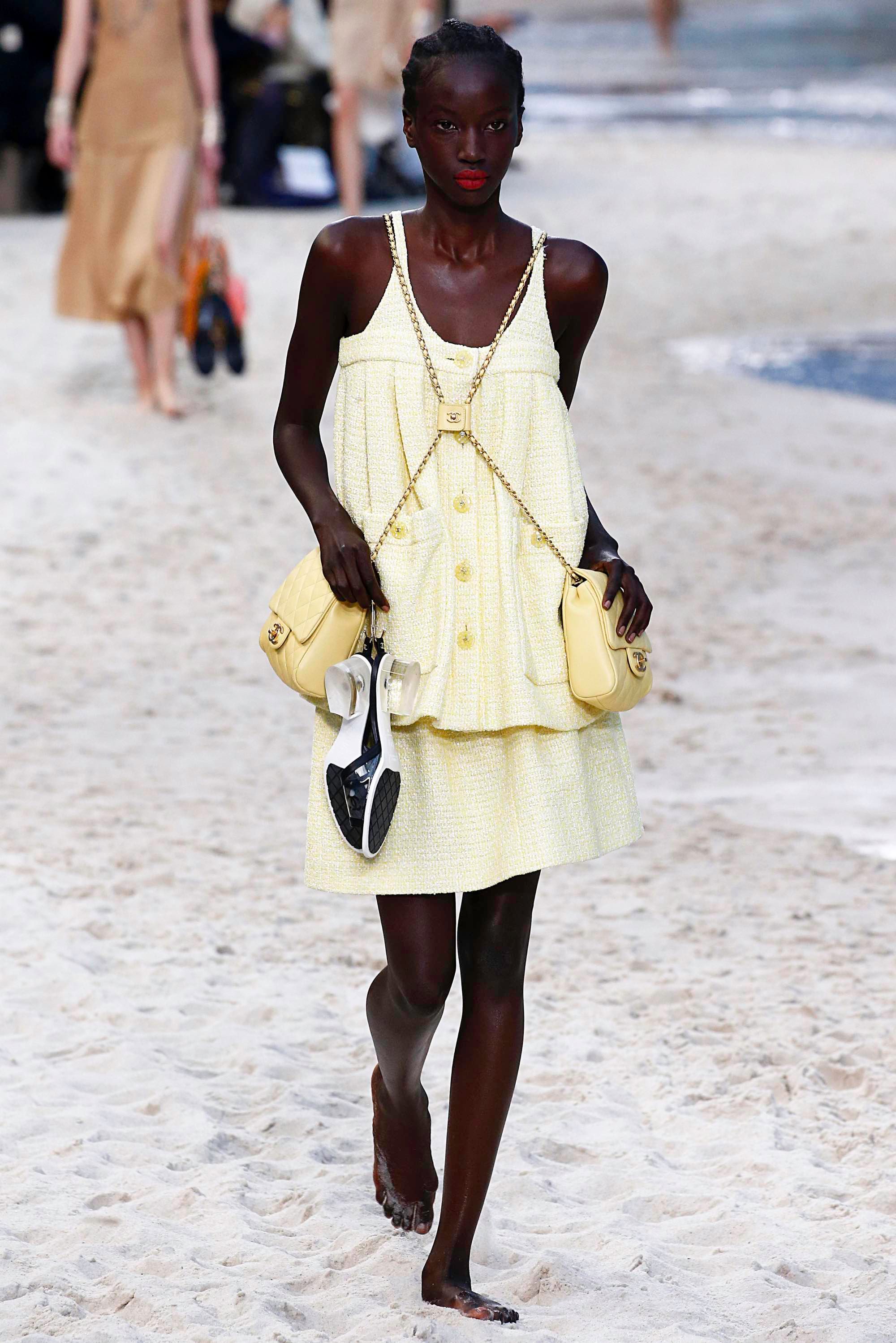 Chanel SS19 womenswear #42 - Tagwalk: The Fashion Search Engine