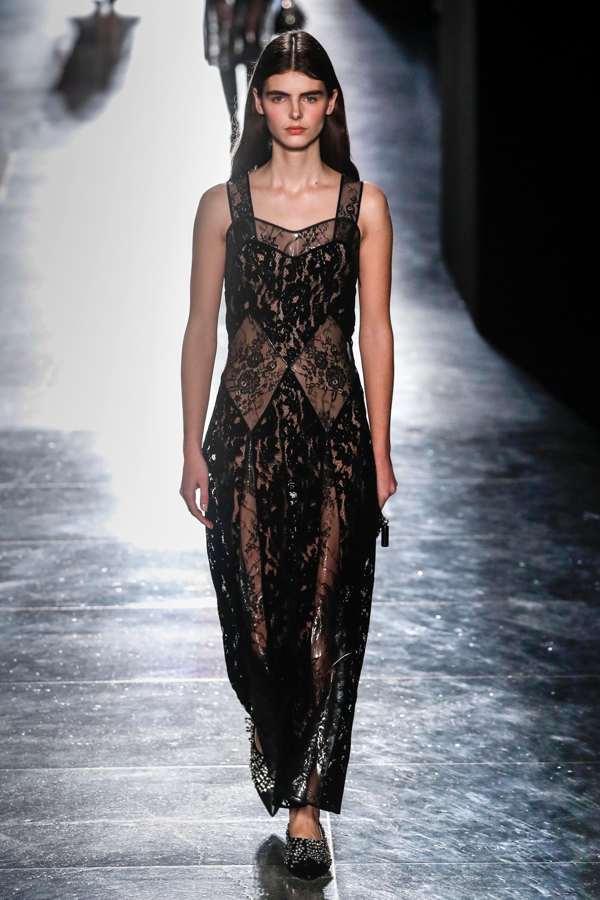 christopher kane レース スカート Christopher Kane Spring 2023 Ready-to-Wear Collection | Vogue