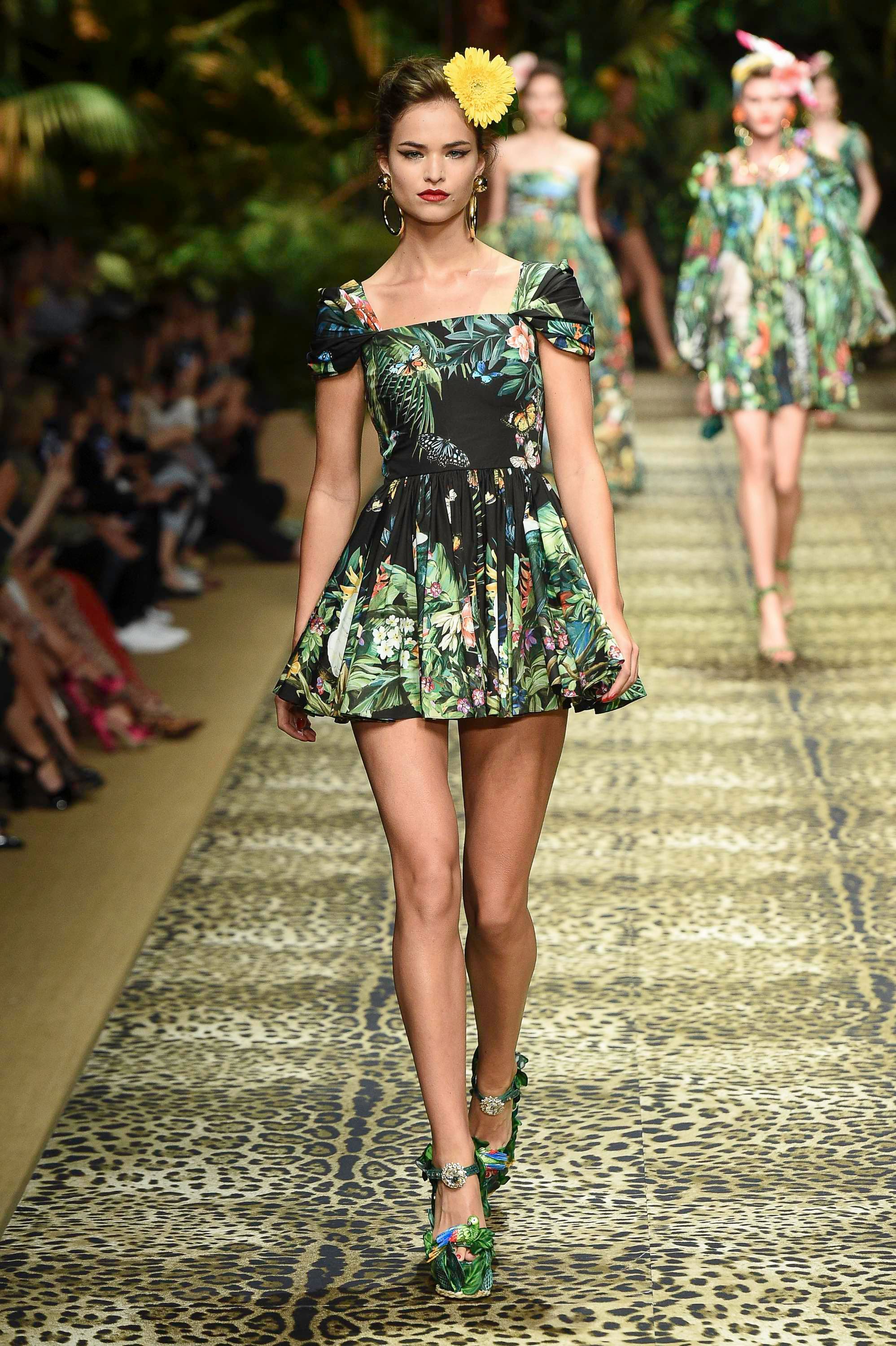 Dolce & Gabbana SS20 womenswear #20 - Tagwalk: The Fashion Search Engine