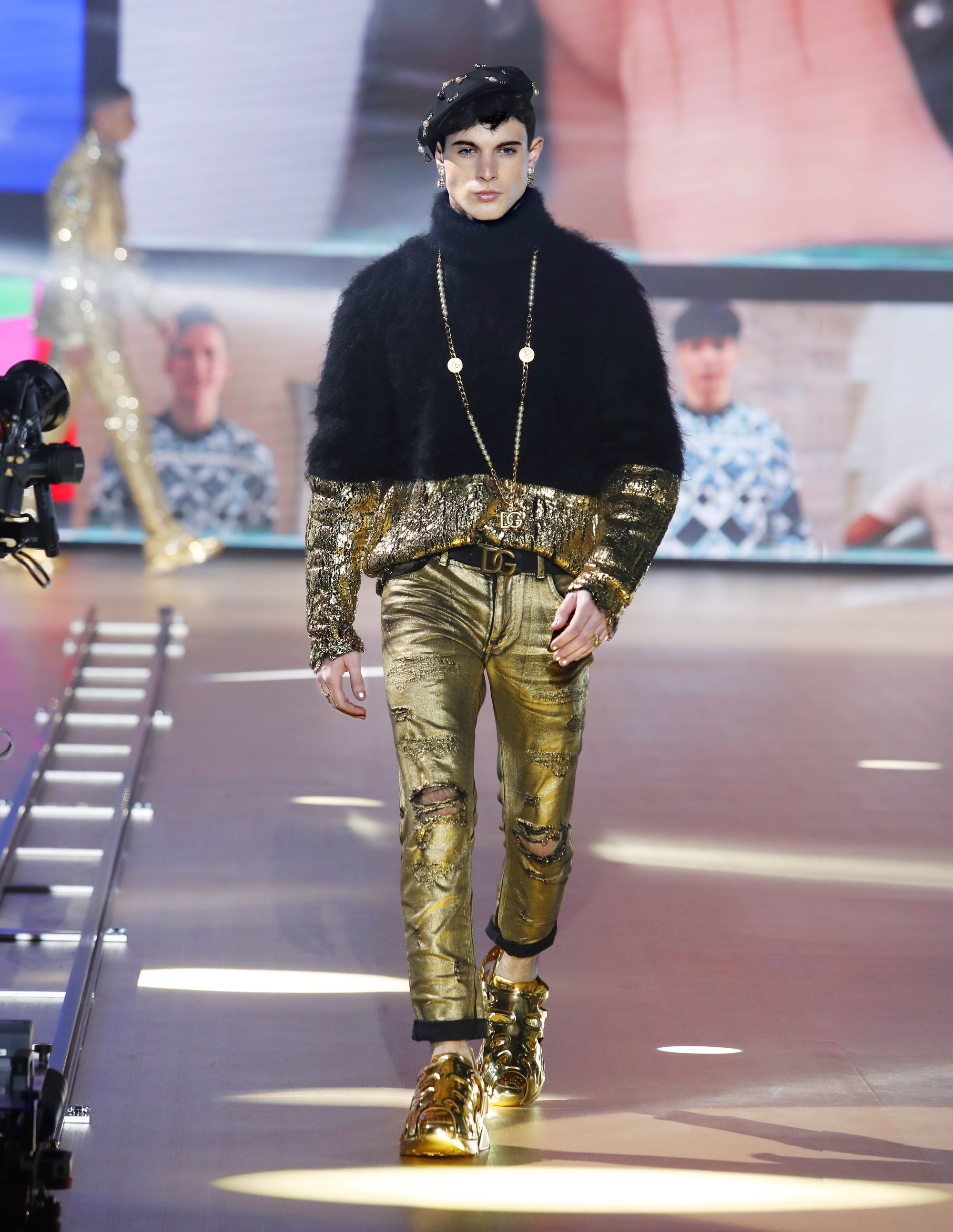 Dolce & Gabbana FW21 menswear #101 - Tagwalk: the fashion search engine