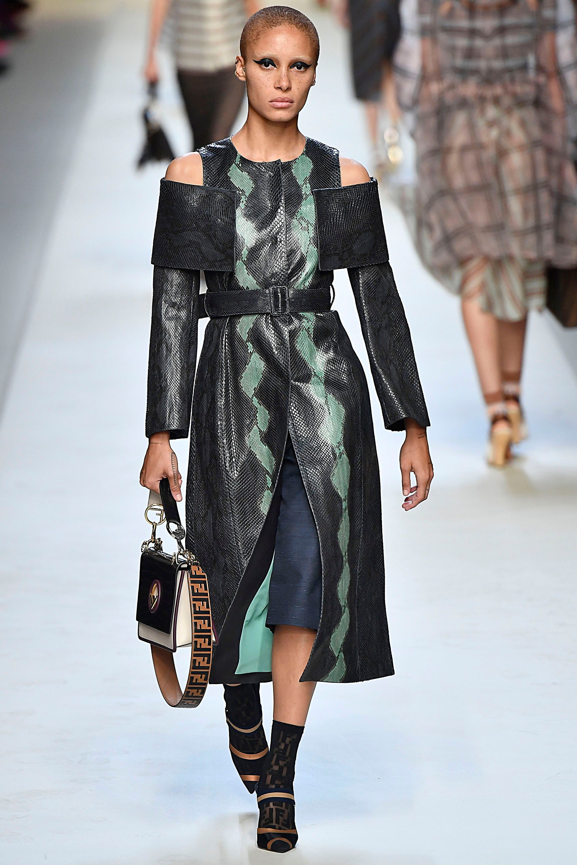 fendi-ss18-0028-b07ff0.jpg