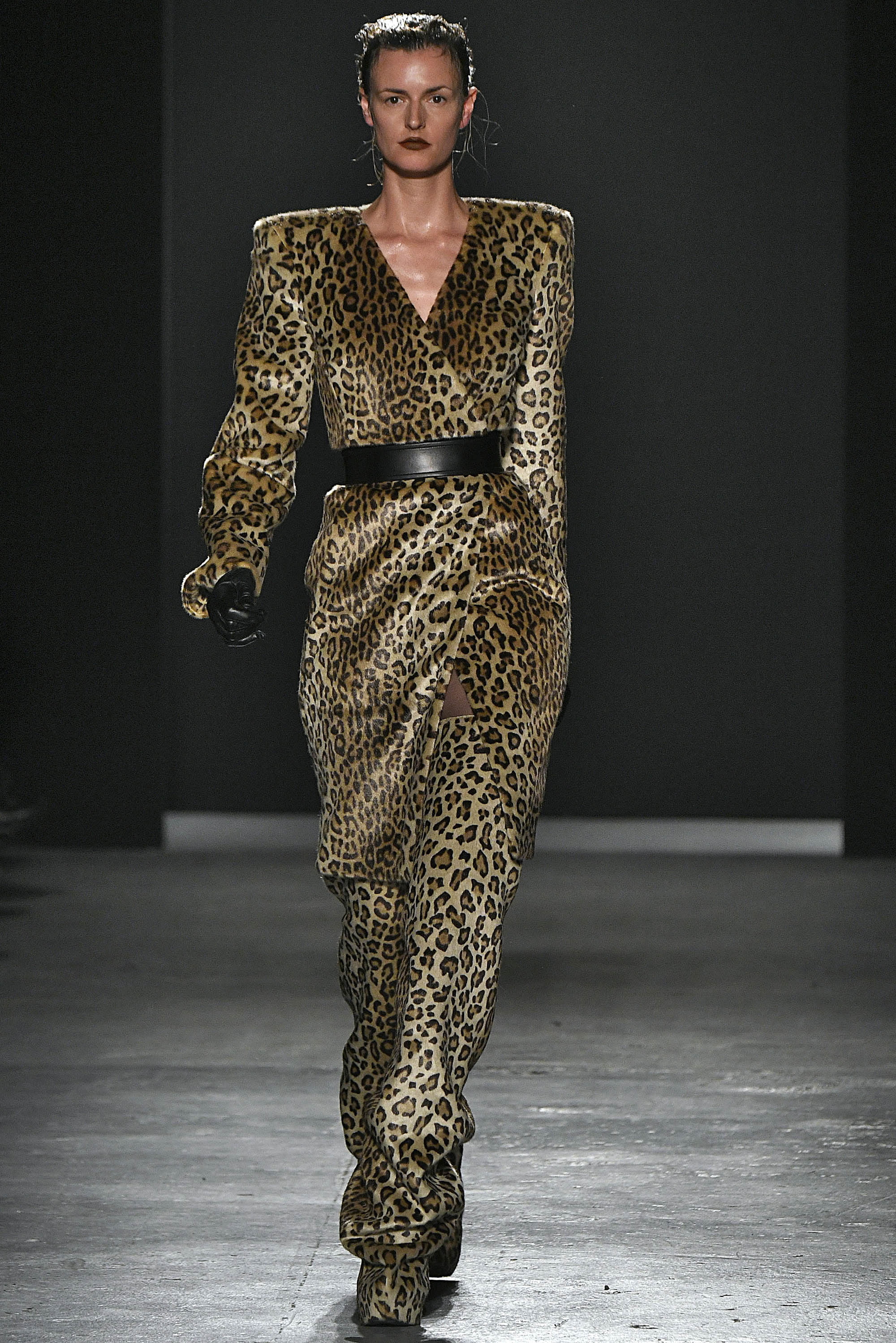 Gareth Pugh F/W 18 womenswear #23 - Tagwalk: The Fashion Search Engine