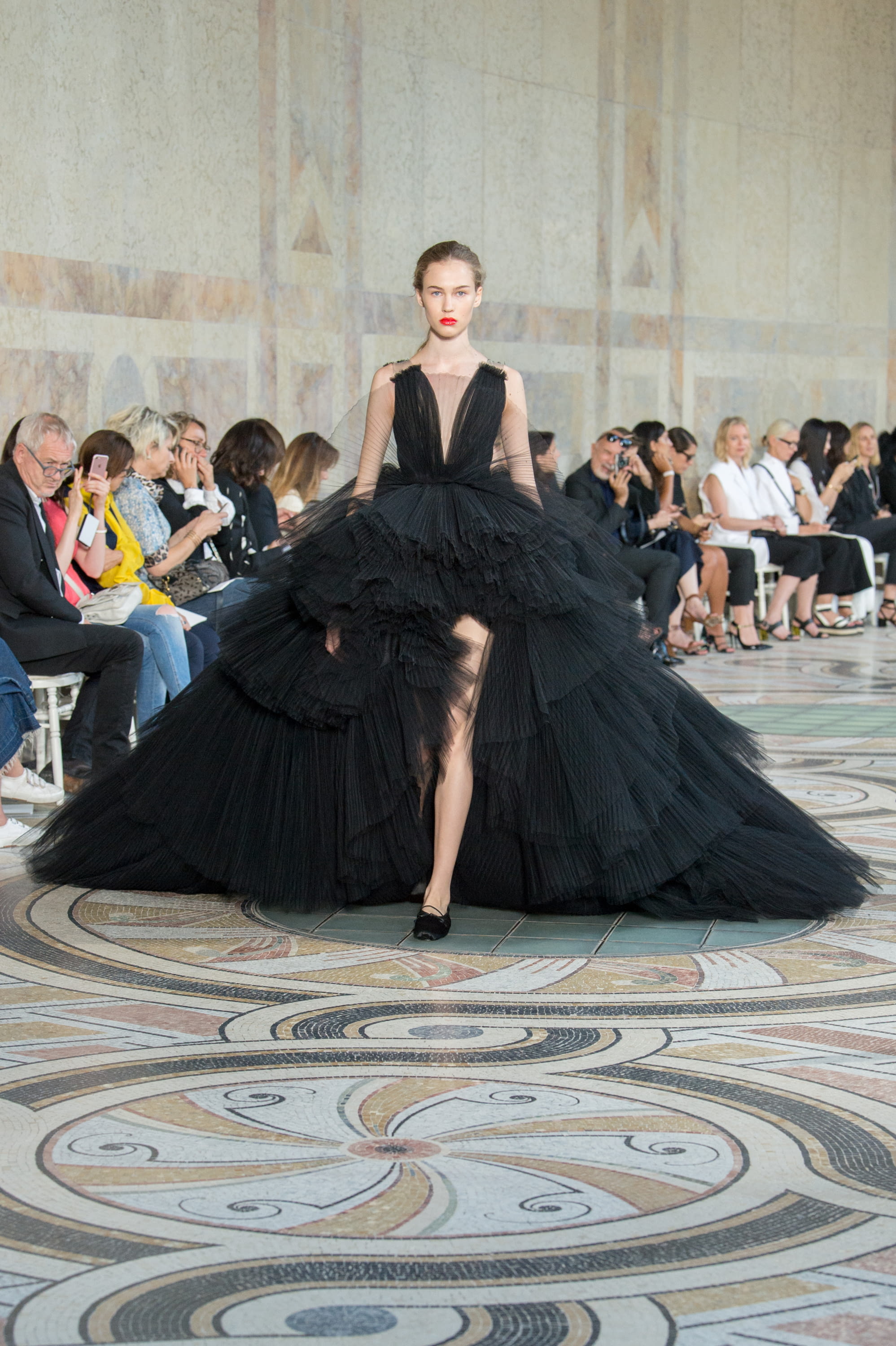 giambattista-valli-haute-