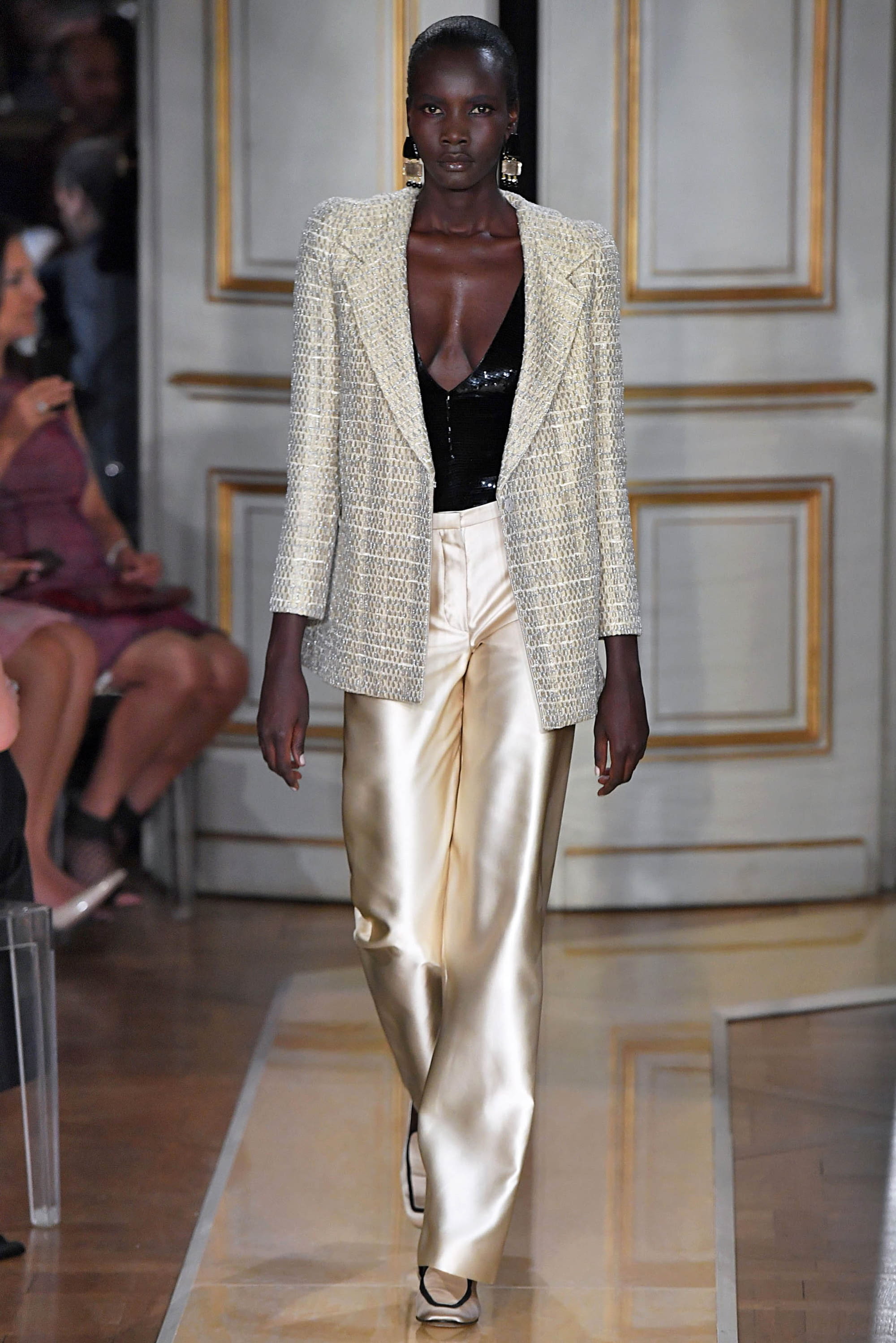 Giorgio Armani Privé F/W 18 couture #2 - Tagwalk: The Fashion