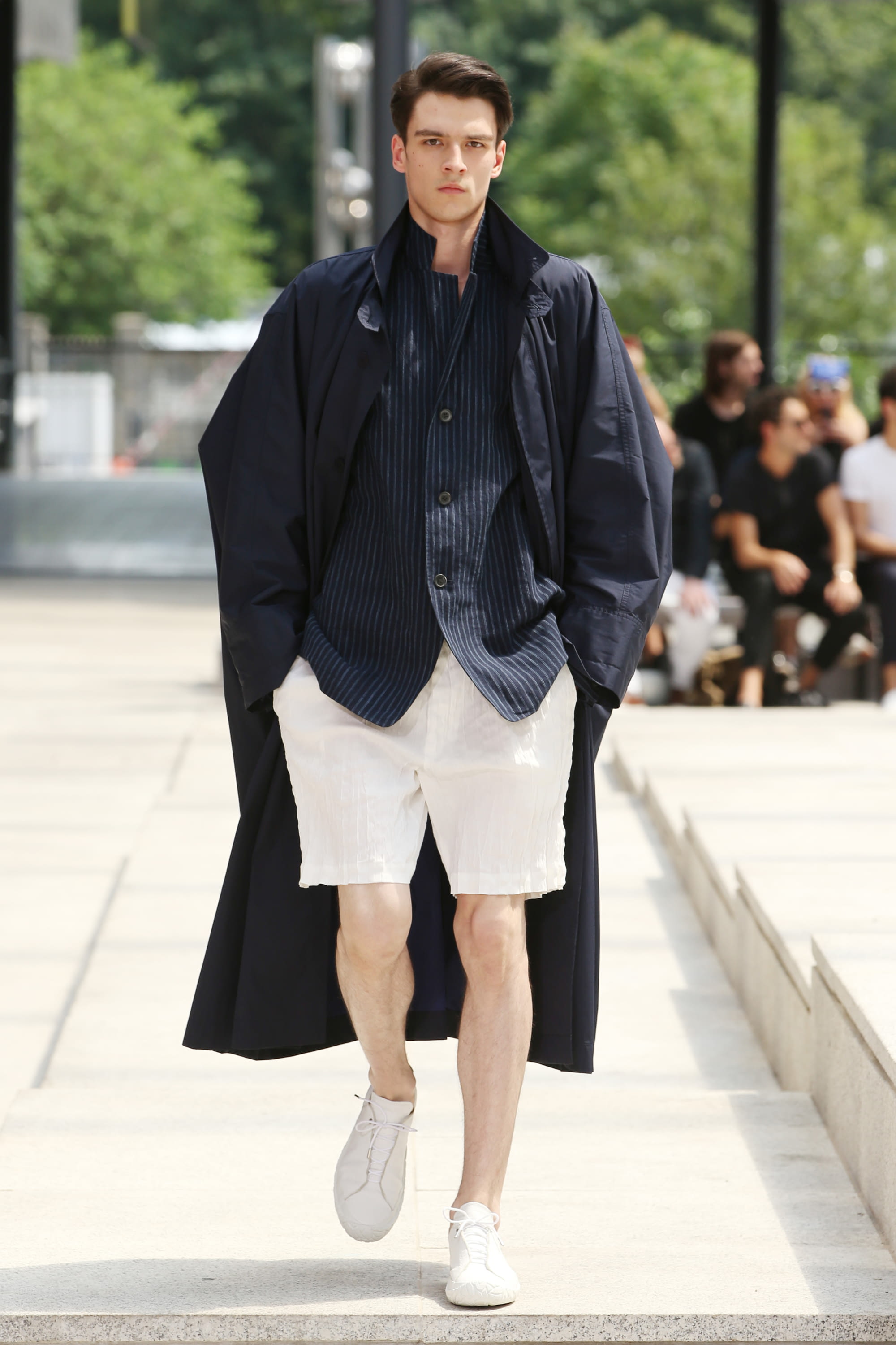 issey-miyake-men-23-65f03e.jpg