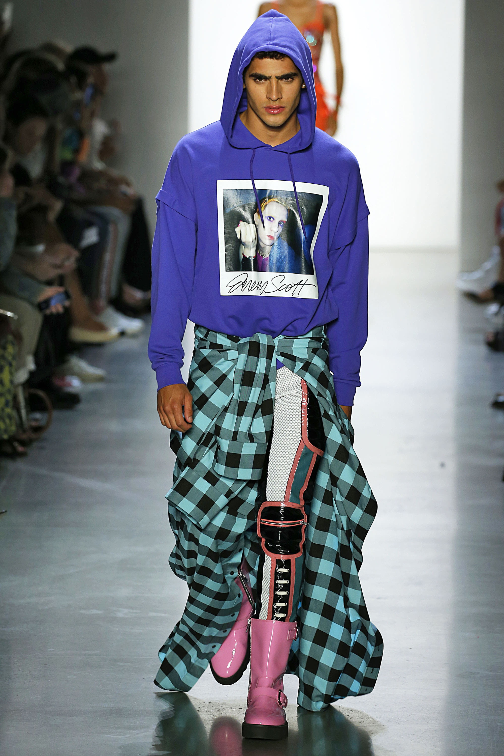 &TEAM HARUA着用 × Jeremy Scott Jeremy Scott SS19 womenswear #55 - Tagwalk: The Fashion Search Engine