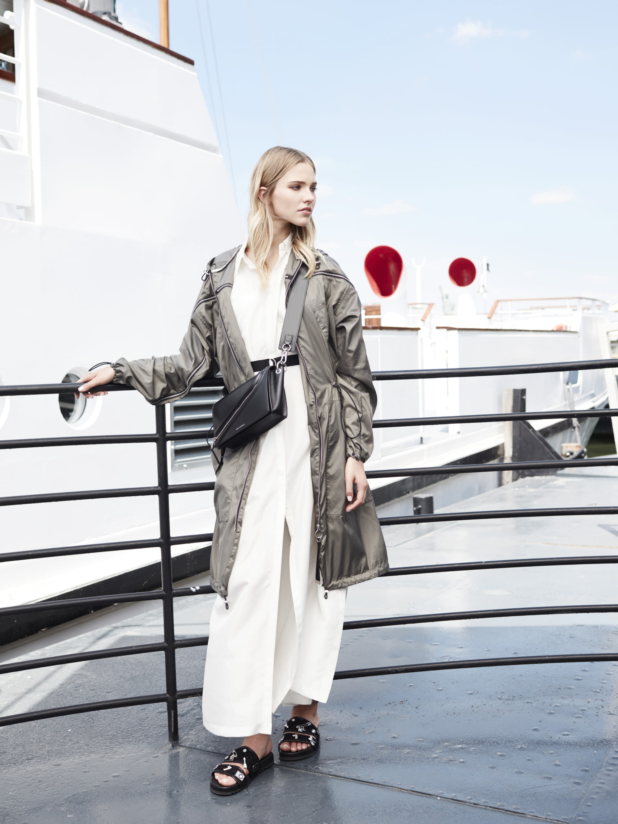 Karl Lagerfeld S/S 18 womenswear #4 - Tagwalk: The Fashion Search Engine