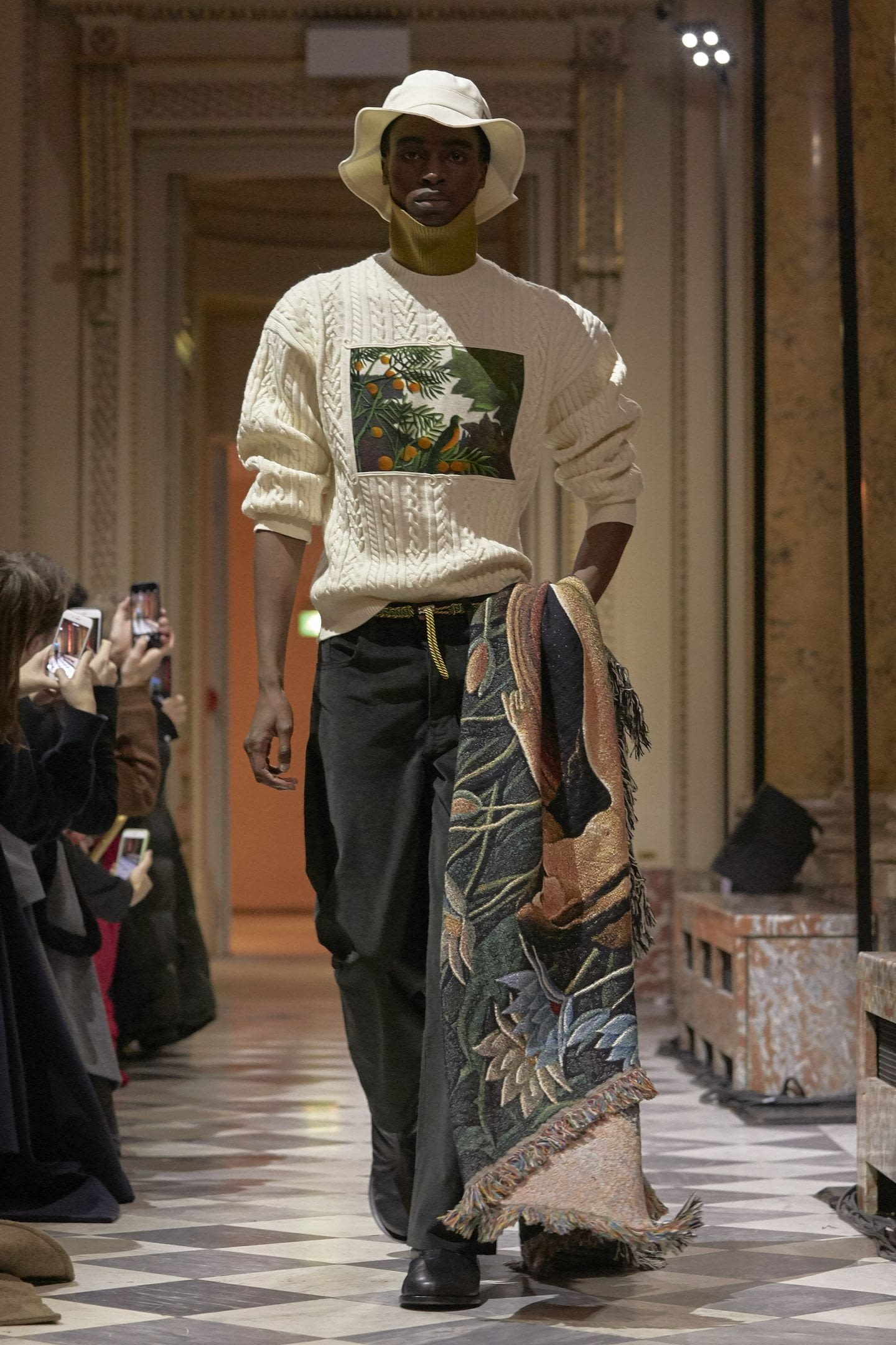 kenzo-memento-3-runway-photo-