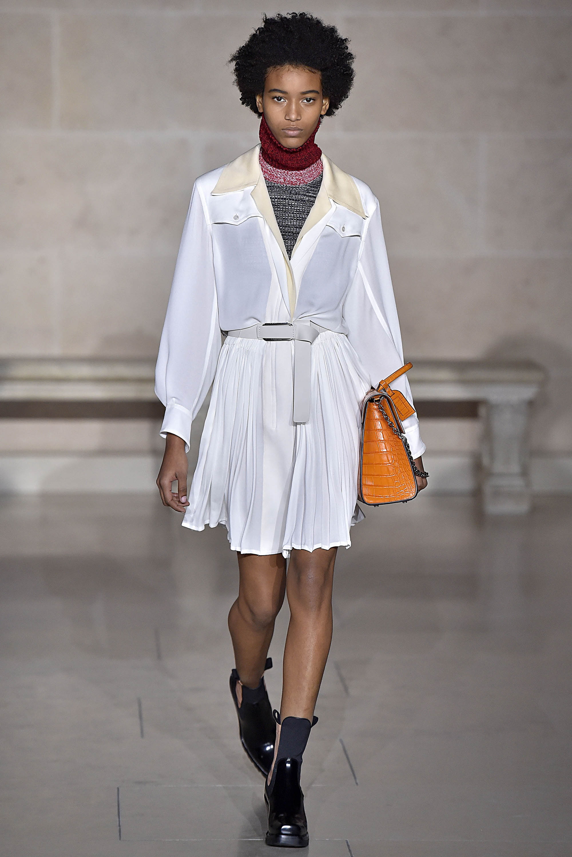 Louis Vuitton FW17 womenswear #23 - Tagwalk: The Fashion Search Engine