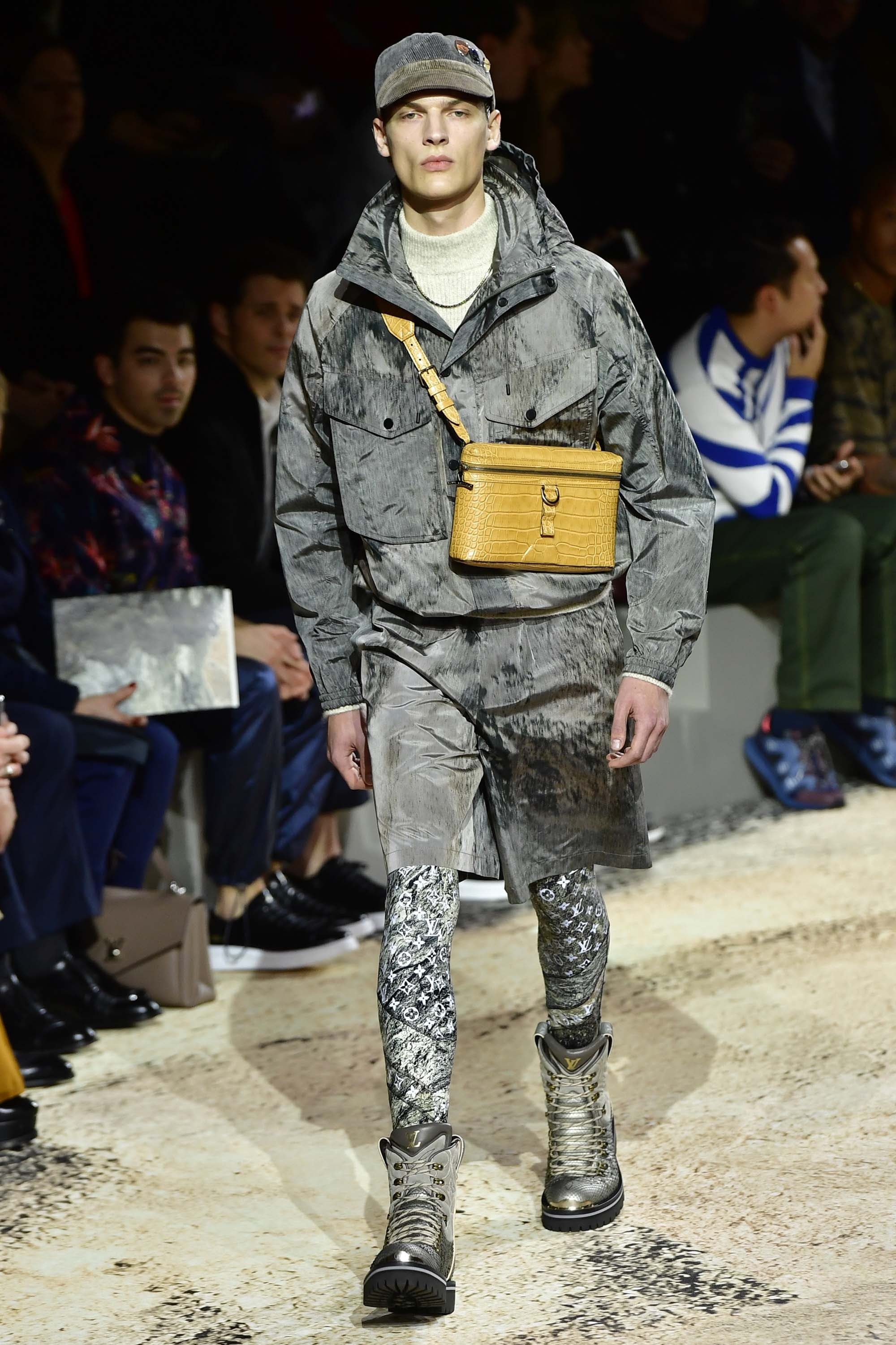 Louis Vuitton F/W 17 menswear #5 - Tagwalk: The Fashion Search Engine