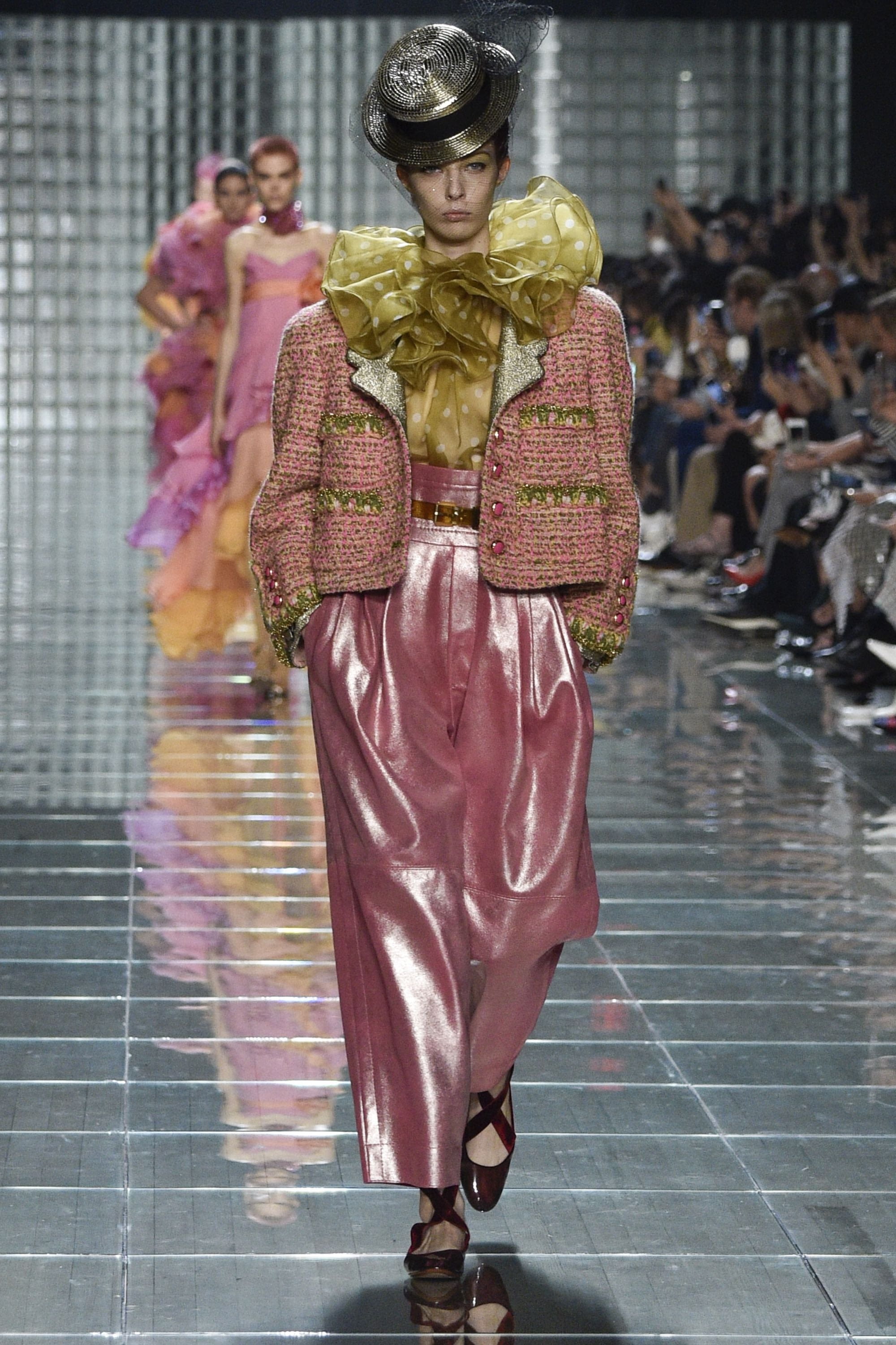 Marc Jacobs SS19 womenswear #24 - Tagwalk: The Fashion Search Engine