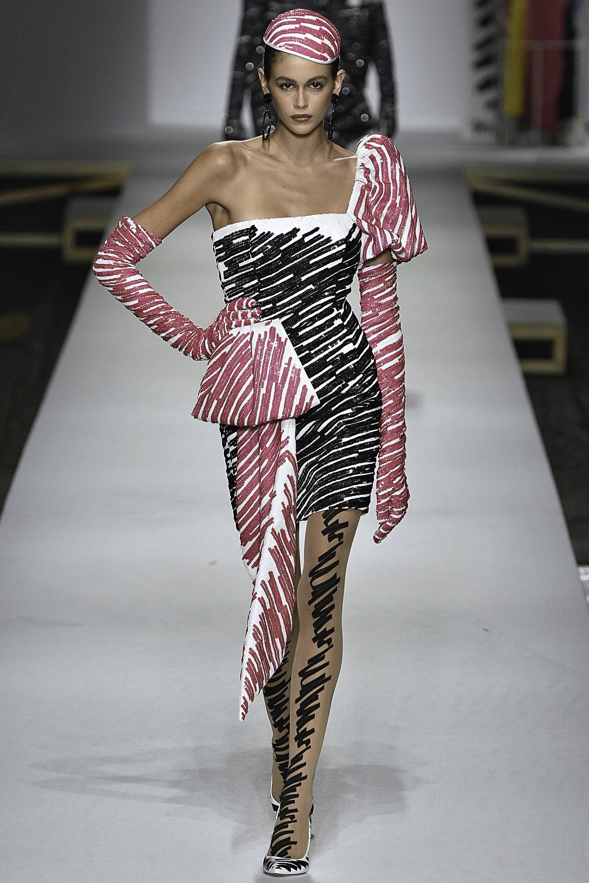 Moschino 専用出品 Moschino SS19 womenswear #62 - Tagwalk: The Fashion Search Engine