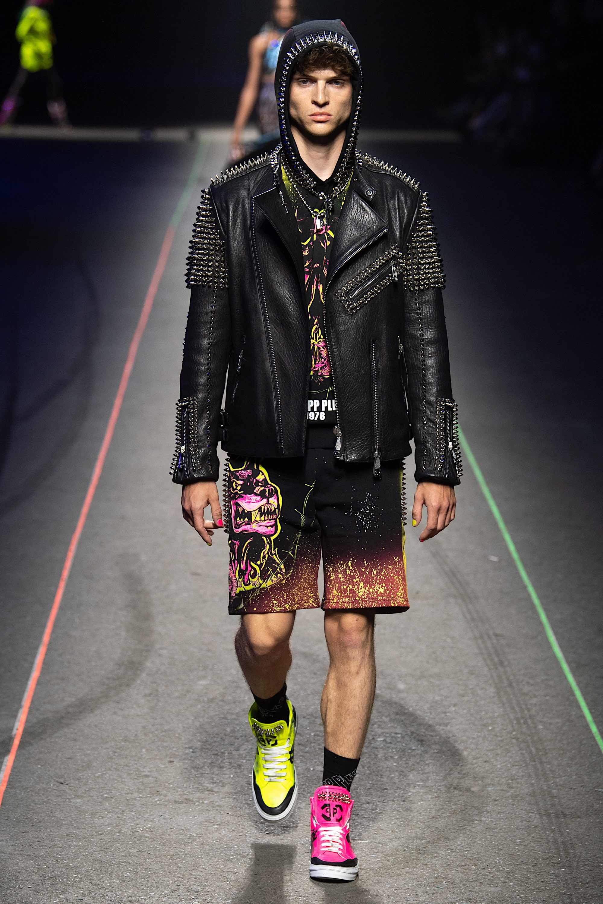 Tommy Lee Rocks Philipp Plein's Milan Fashion Show – WWD