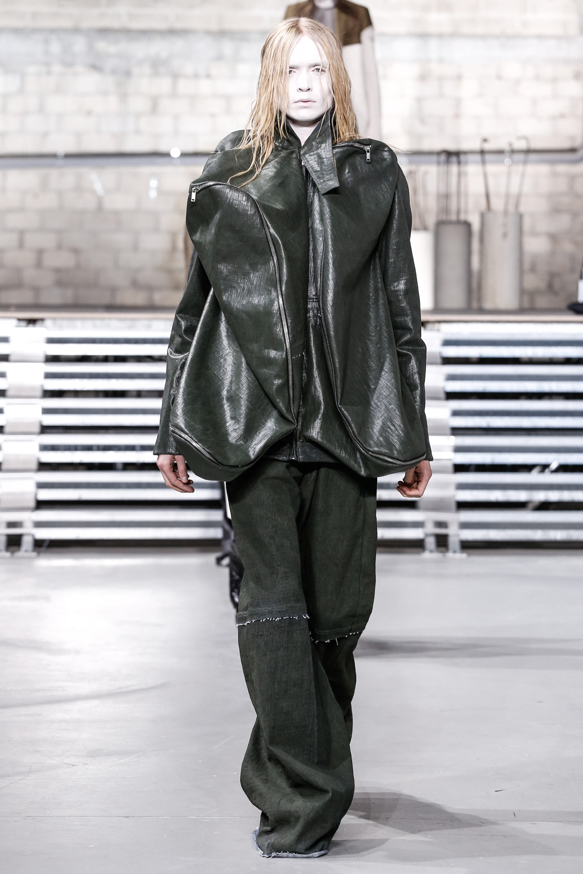 rick-owens-men-fw17-paris-1017