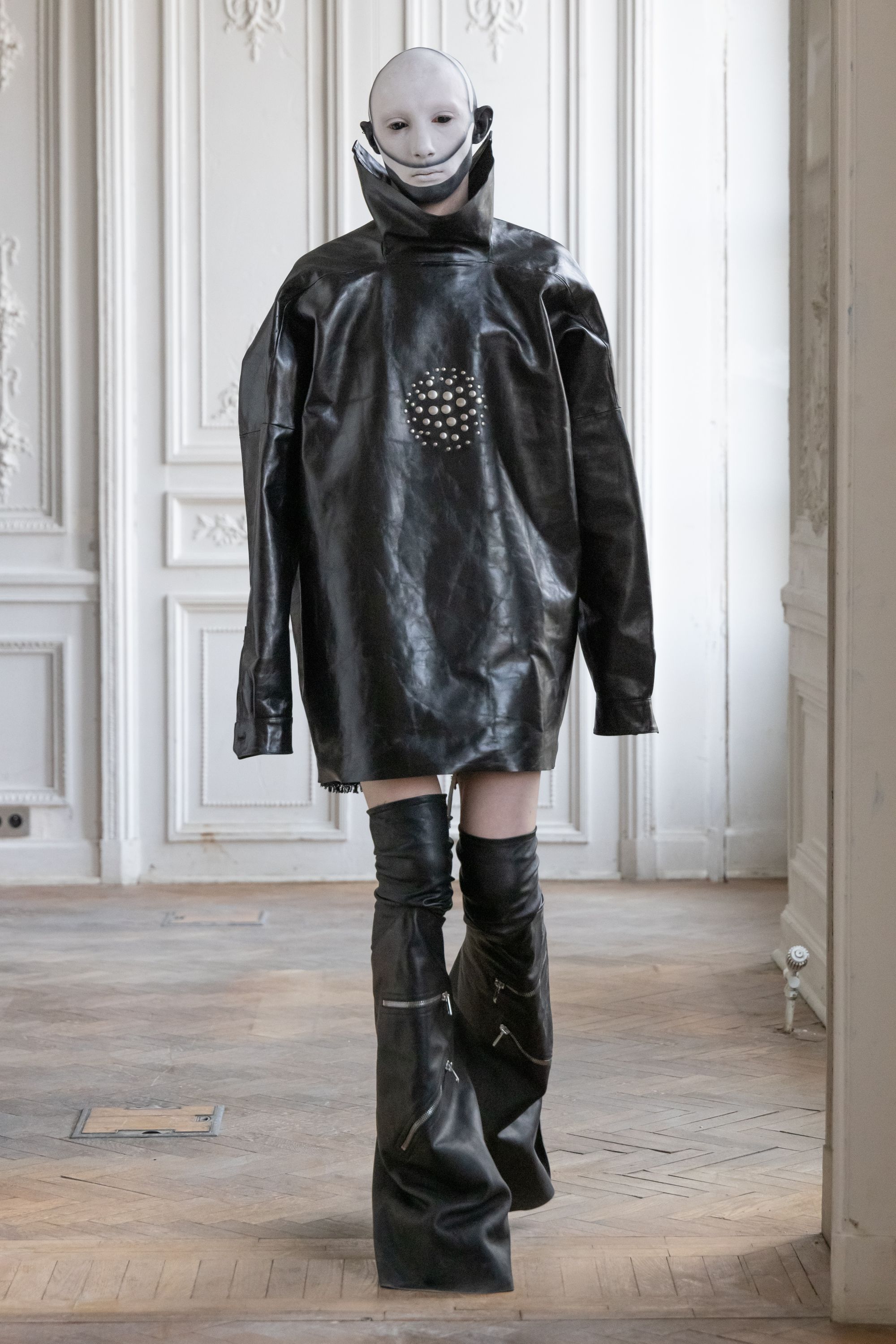 rickowensmenswearfw24paris31-