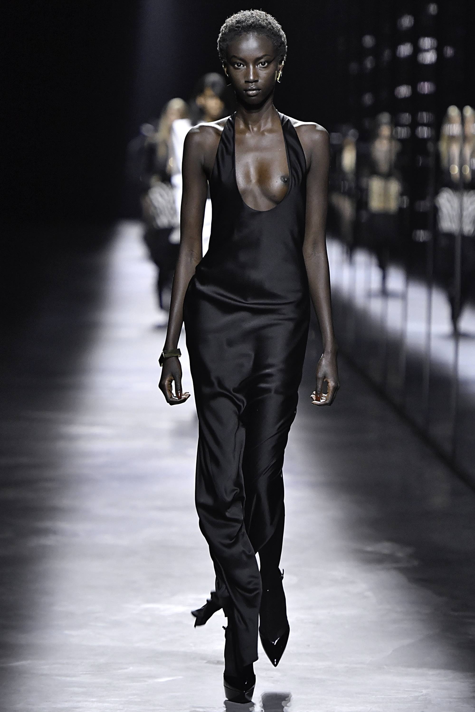 Saint Laurent FW19 womenswear #8 - Tagwalk: The Fashion Search Engine