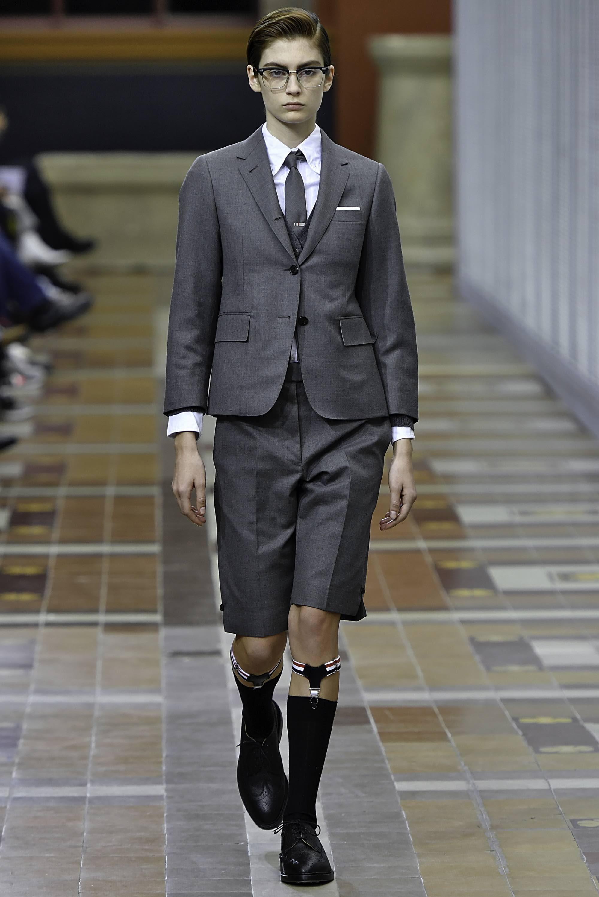 タイツ・ソックス THOM BROWNE FW25 CALZINO CON LOGO (FAS020B 01690415) Lightweight Cotton 4-Bar Mid Calf Socks | Thom Browne