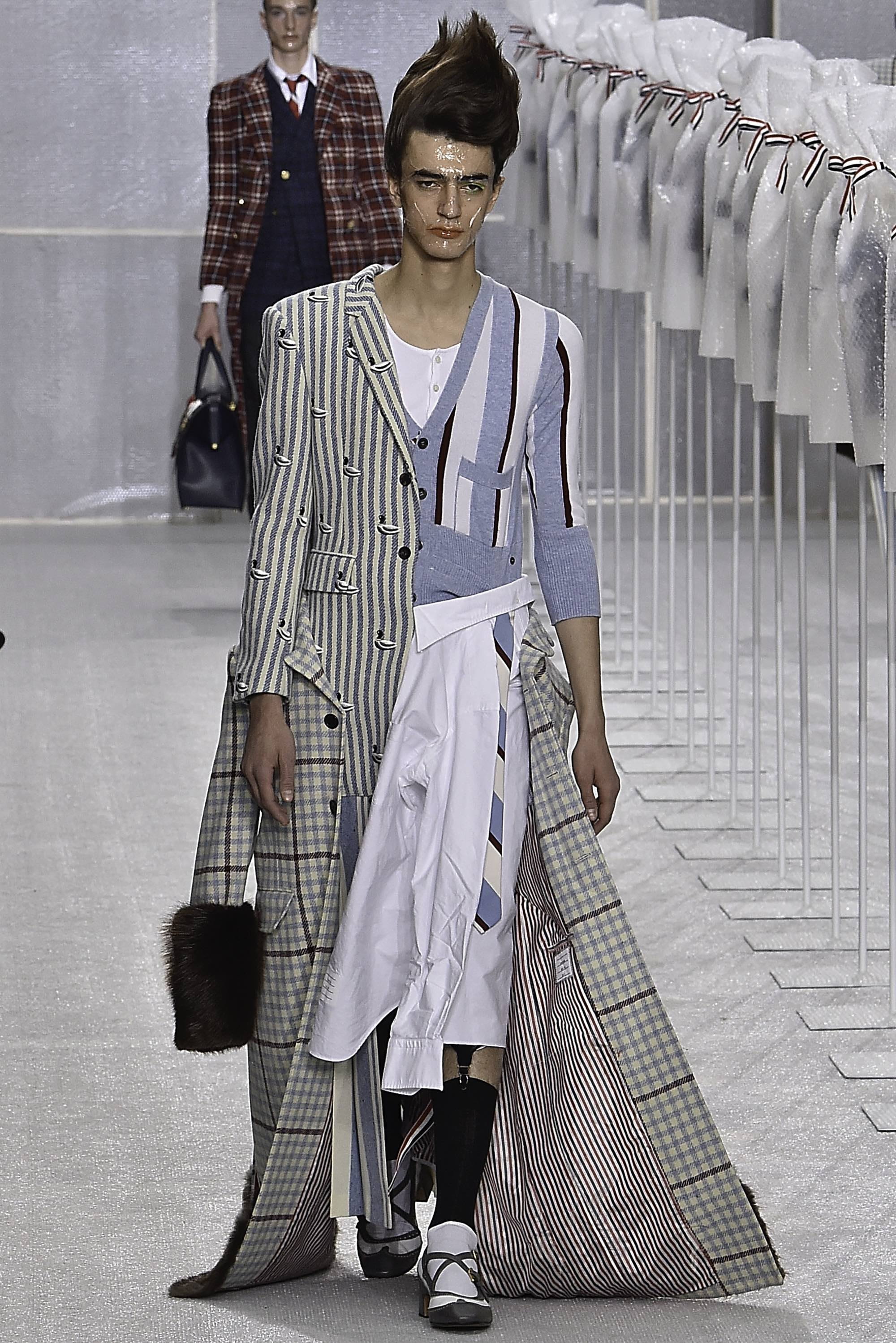 thom-browne-maw19-0030-be3700.jpg