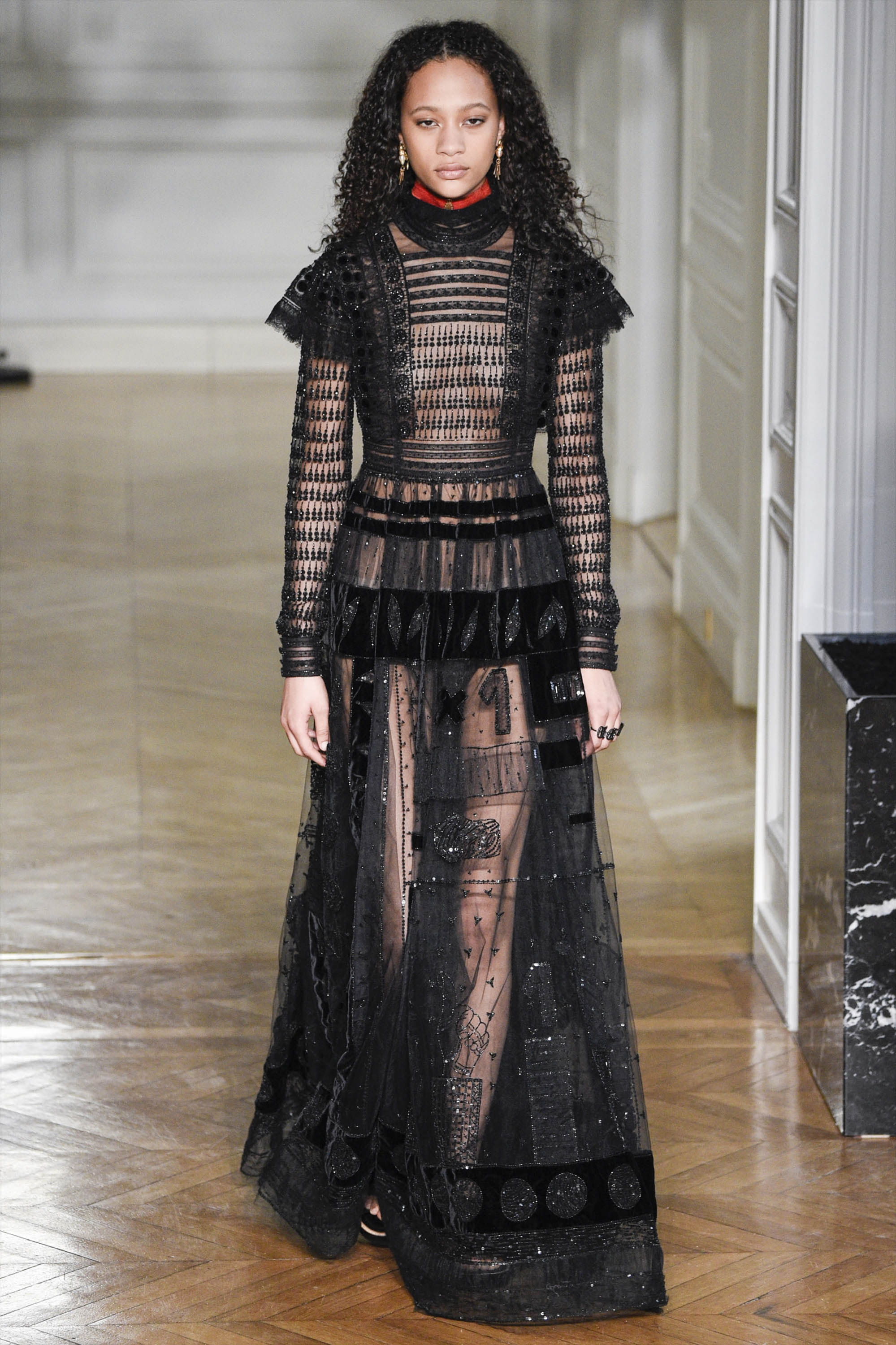 valentino-aw17-0058-322694.jpg