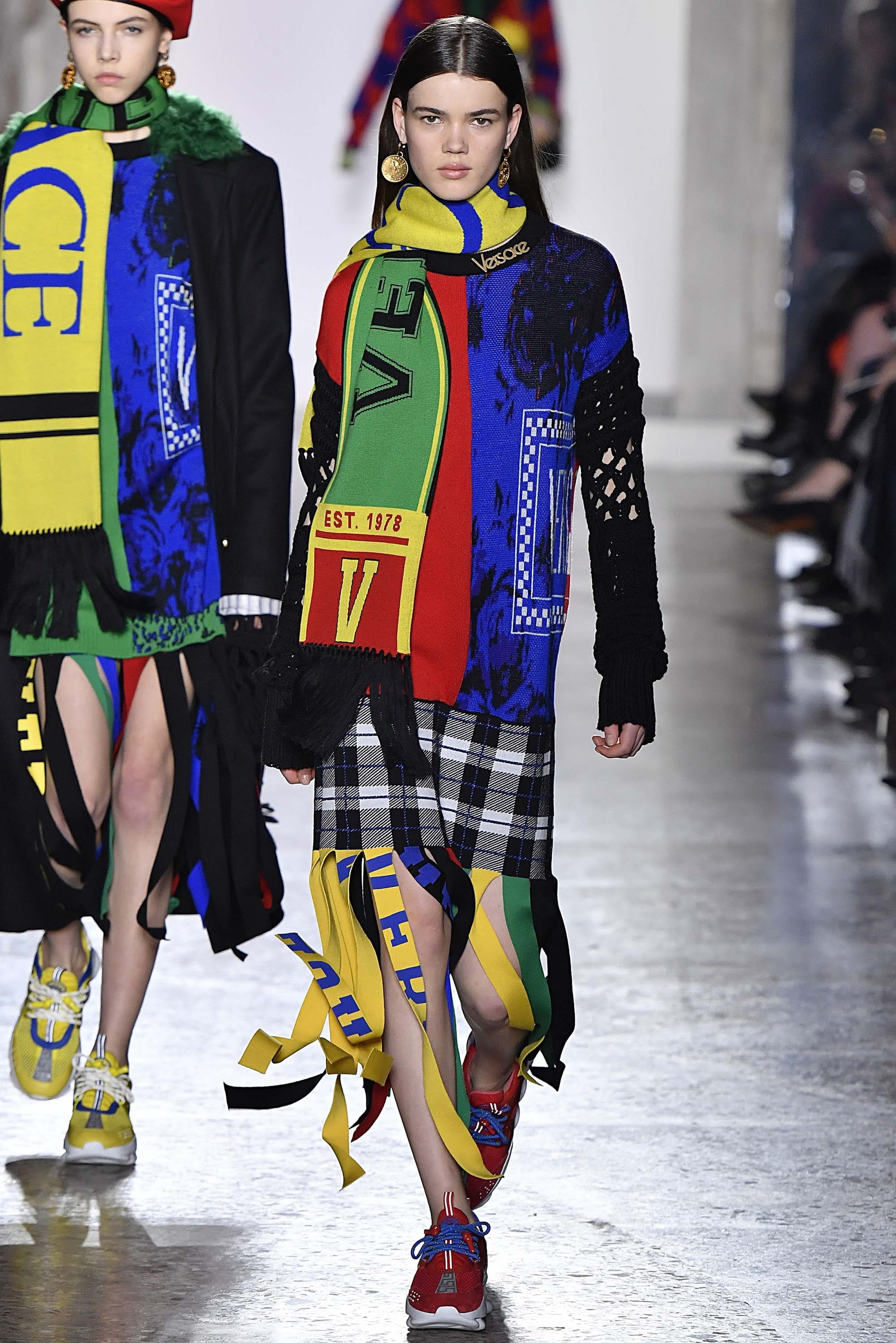 Versace F/W 18 womenswear #27 - Tagwalk: The Fashion Search Engine