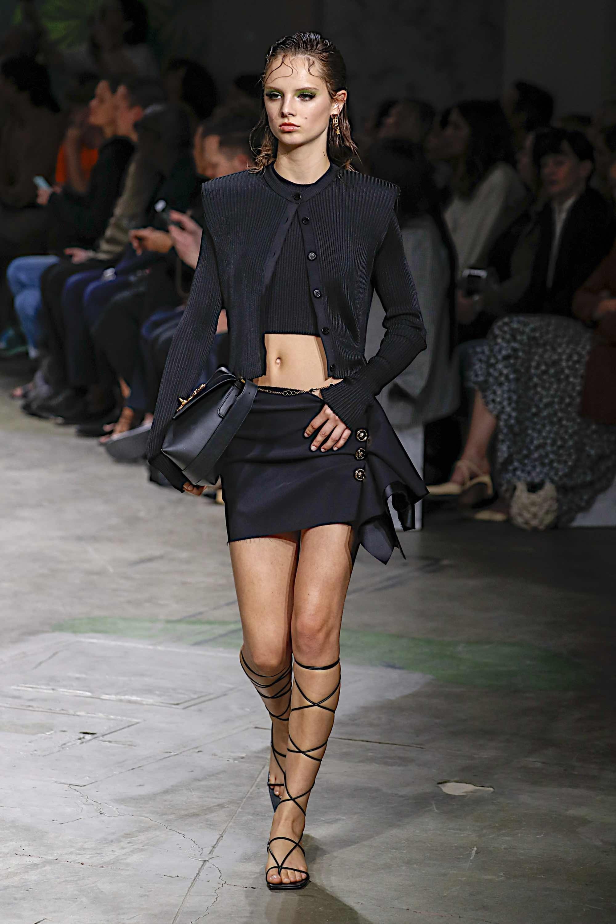 Versace SS20 womenswear #43 - Tagwalk: The Fashion Search Engine