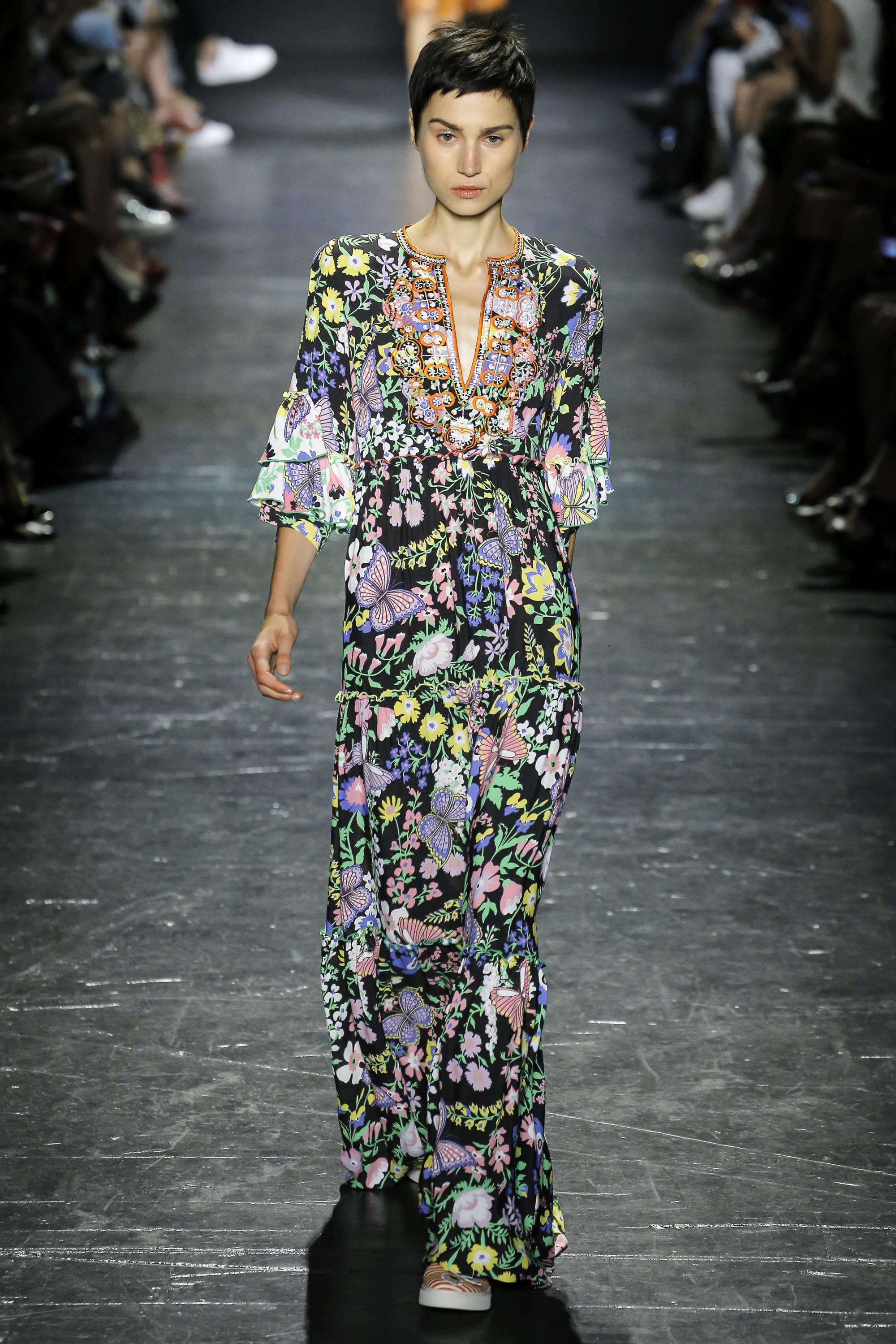 vivienne-tam-ss17-0149-19e2d6.jpg