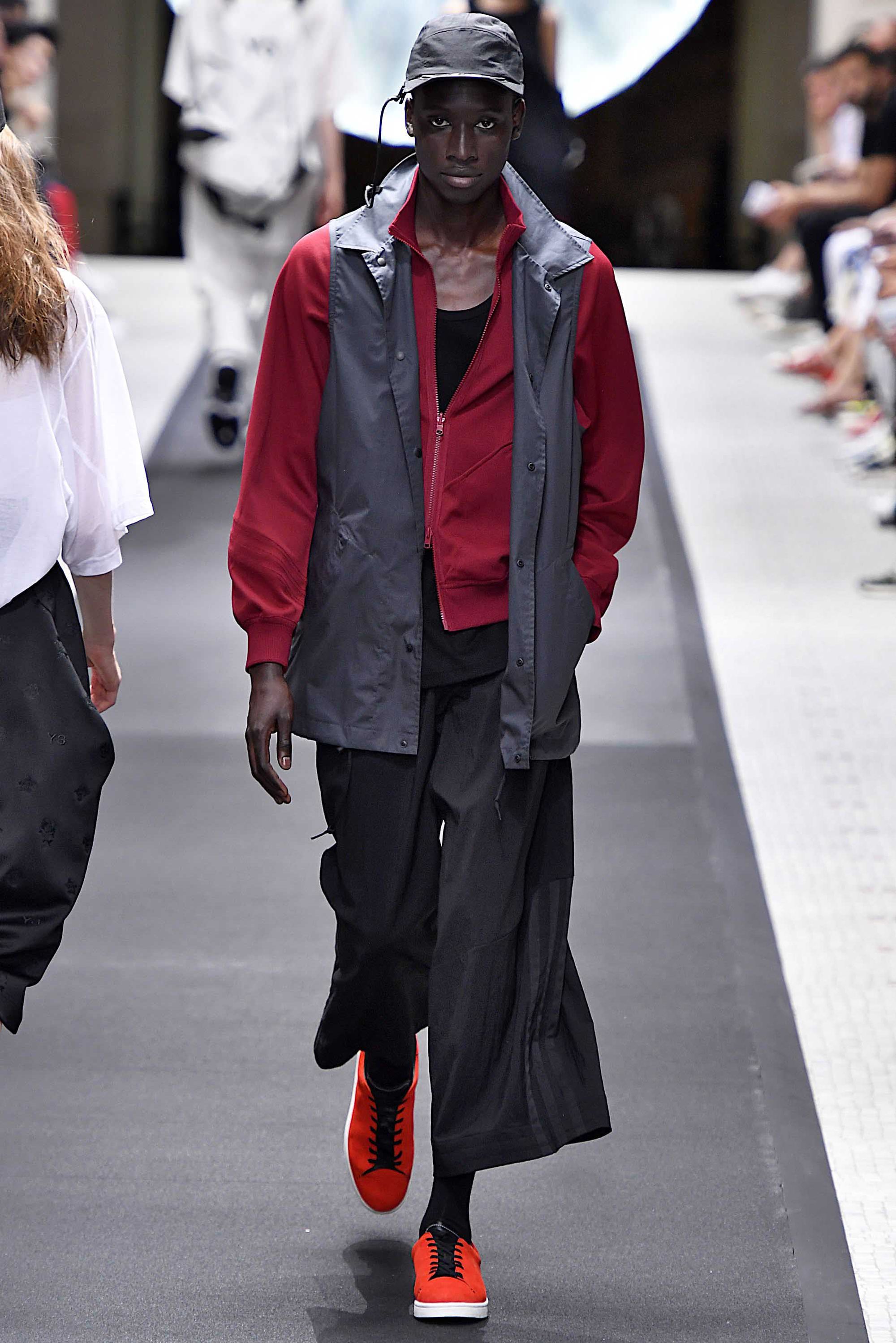 Y-3 S/S19 menswear #26 - Tagwalk: The Fashion Search Engine